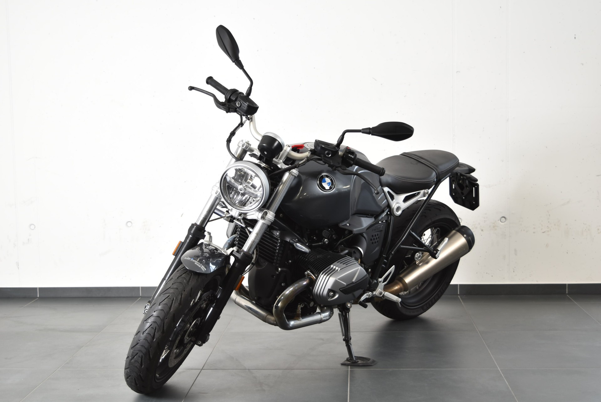 BMW R nineT Pure A2-image-1