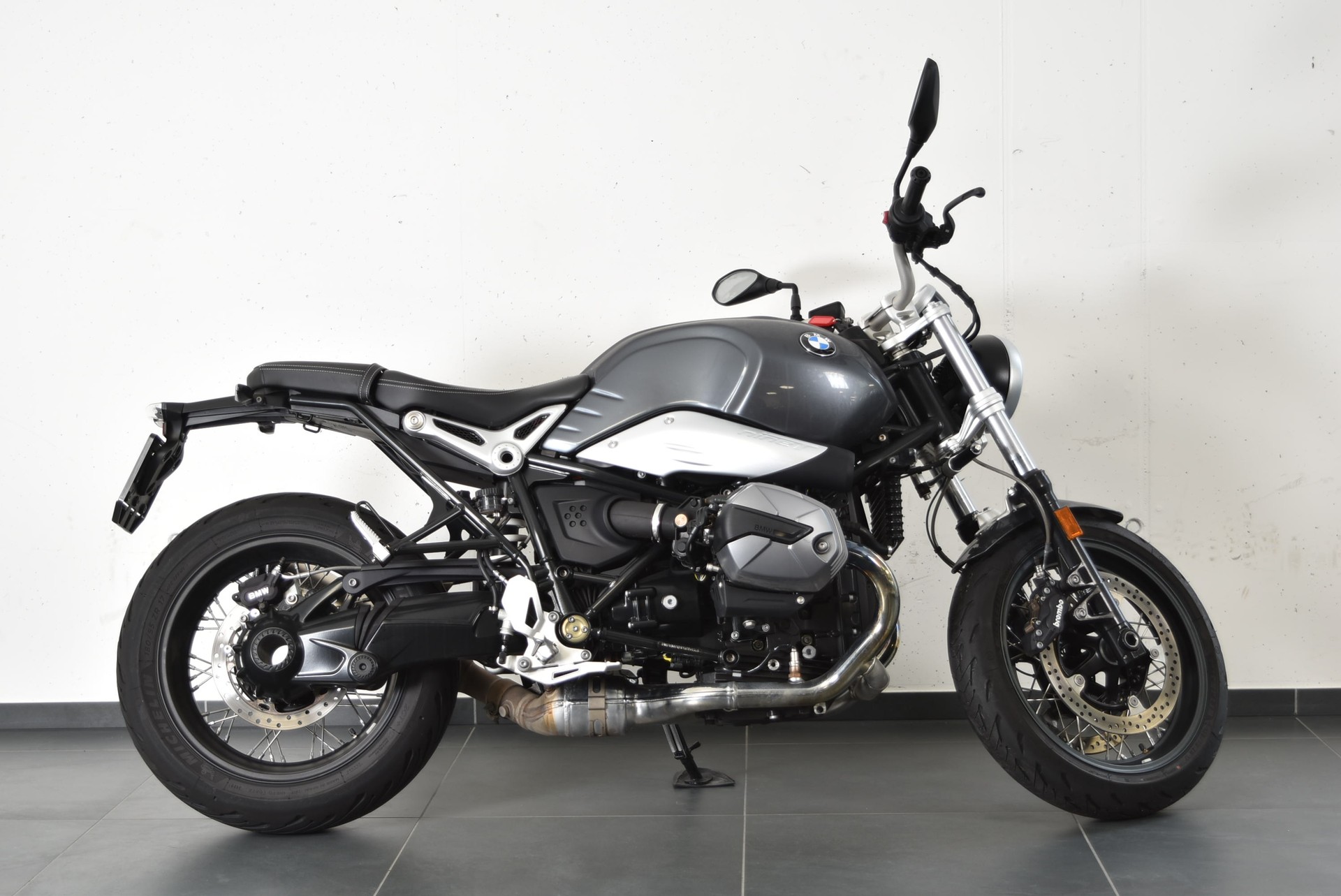 BMW R nineT Pure A2-image-2