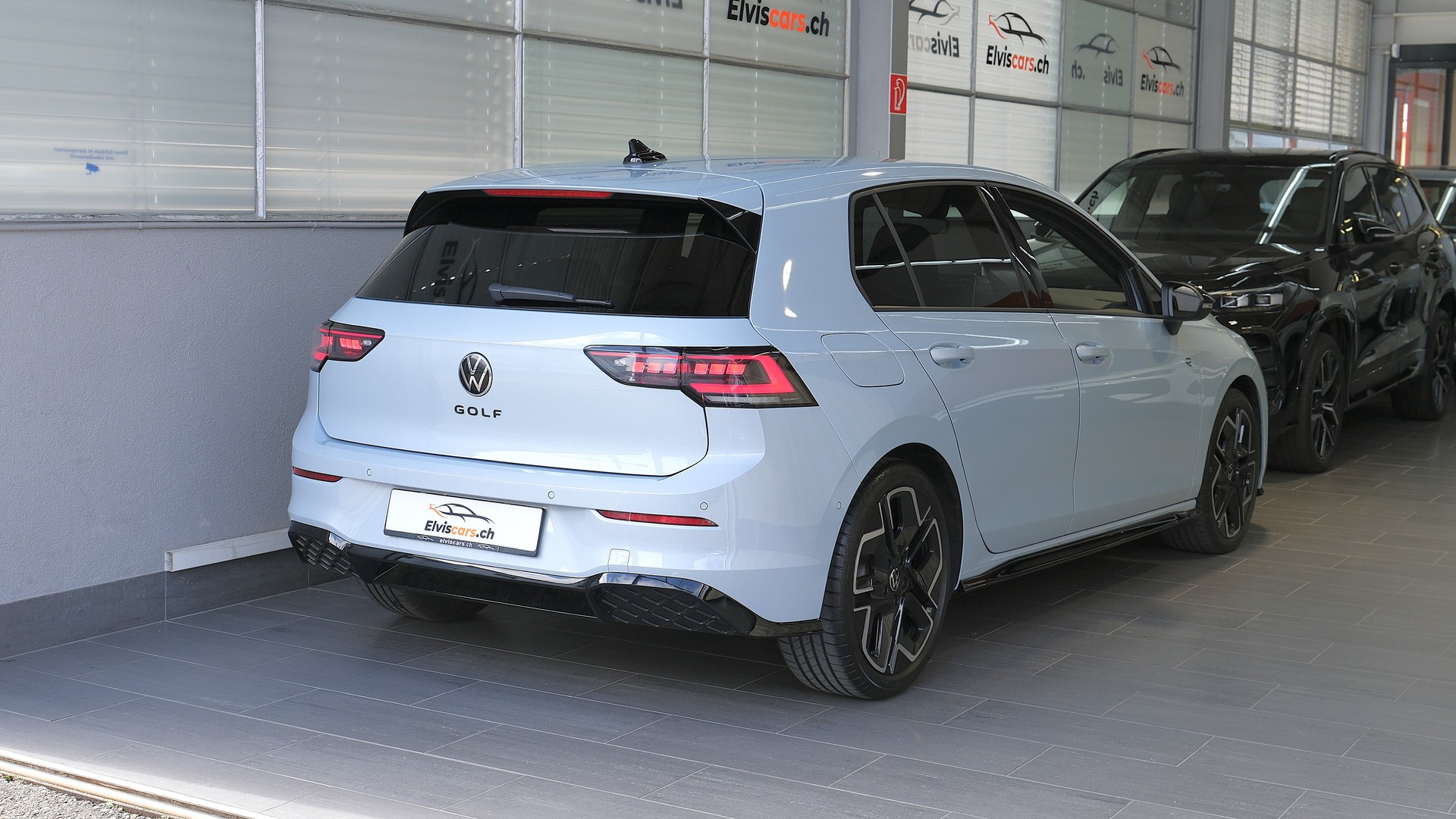 VW Golf 1.5 e TSI mHEV R-Line DSG * Black Style *-image-25