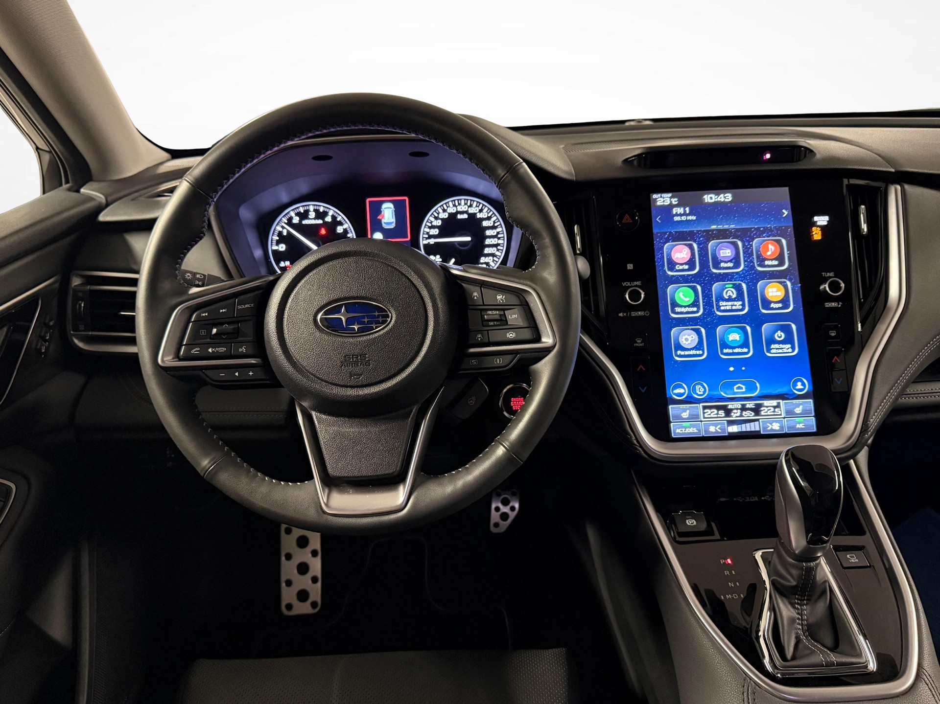 SUBARU Outback 2.5i Luxury-image-13