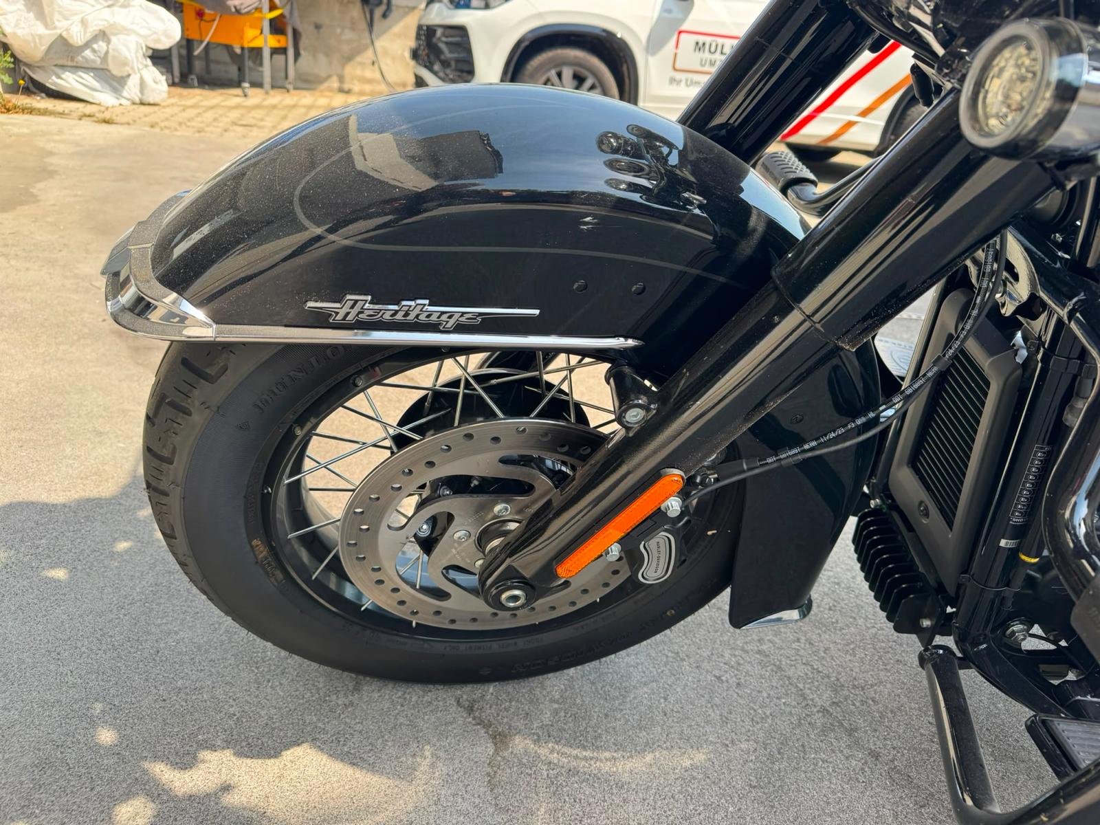 HARLEY-DAVIDSON FLHC Heritage Classic 117ci-image-4