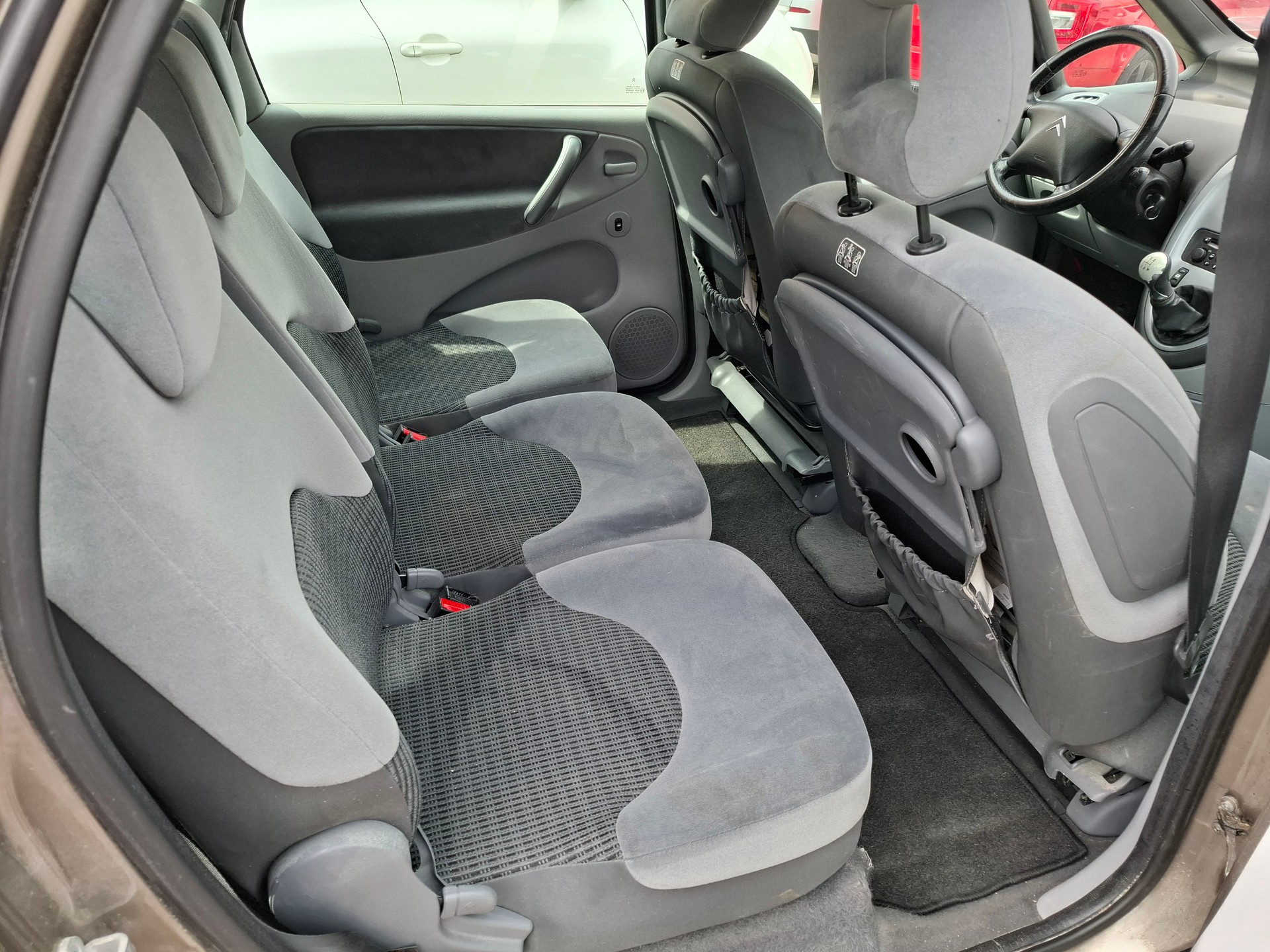 CITROEN Xsara Picasso 1.6i 16V Exclusive-image-7