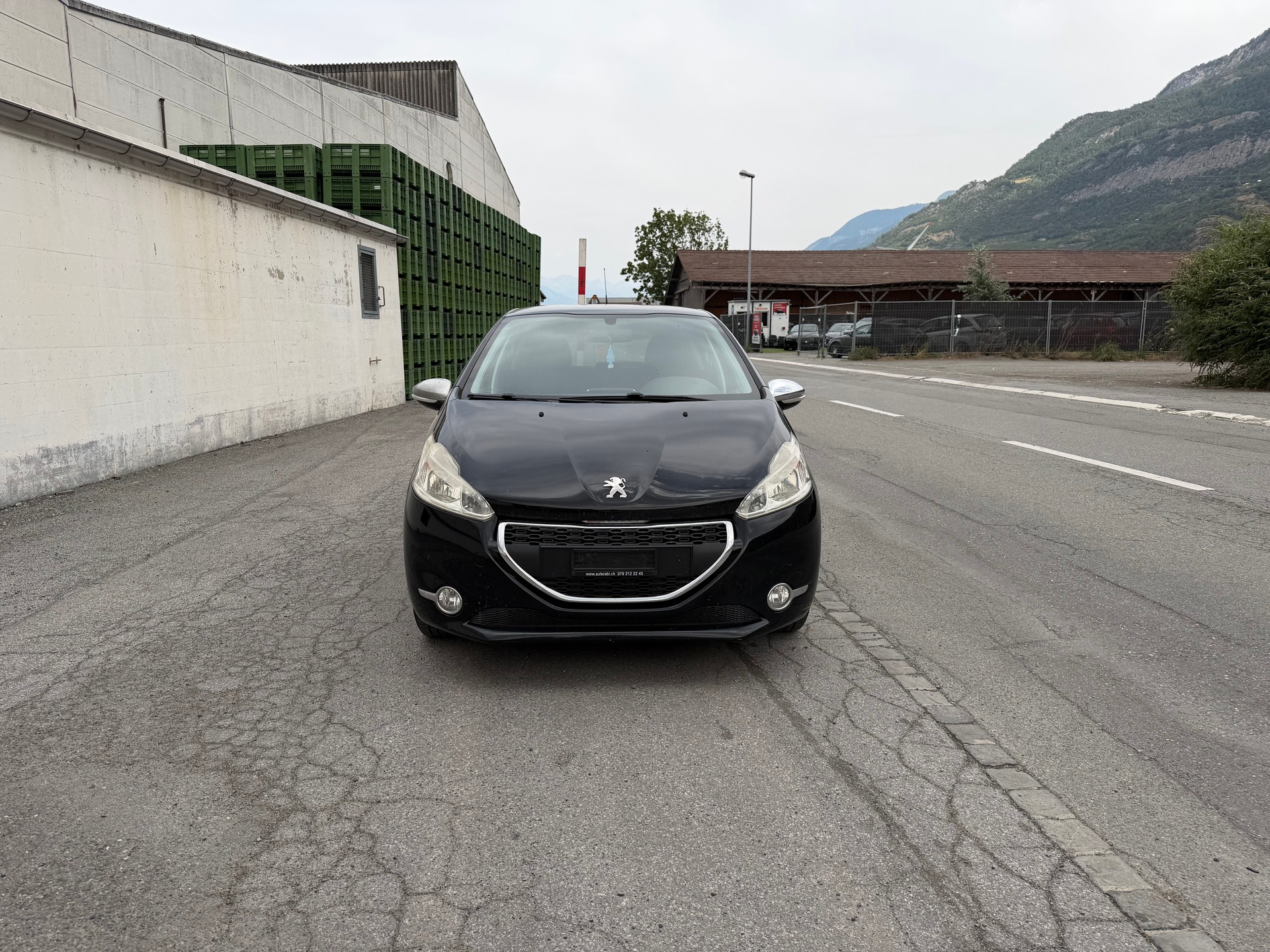 PEUGEOT 208 1.2 VTI Active