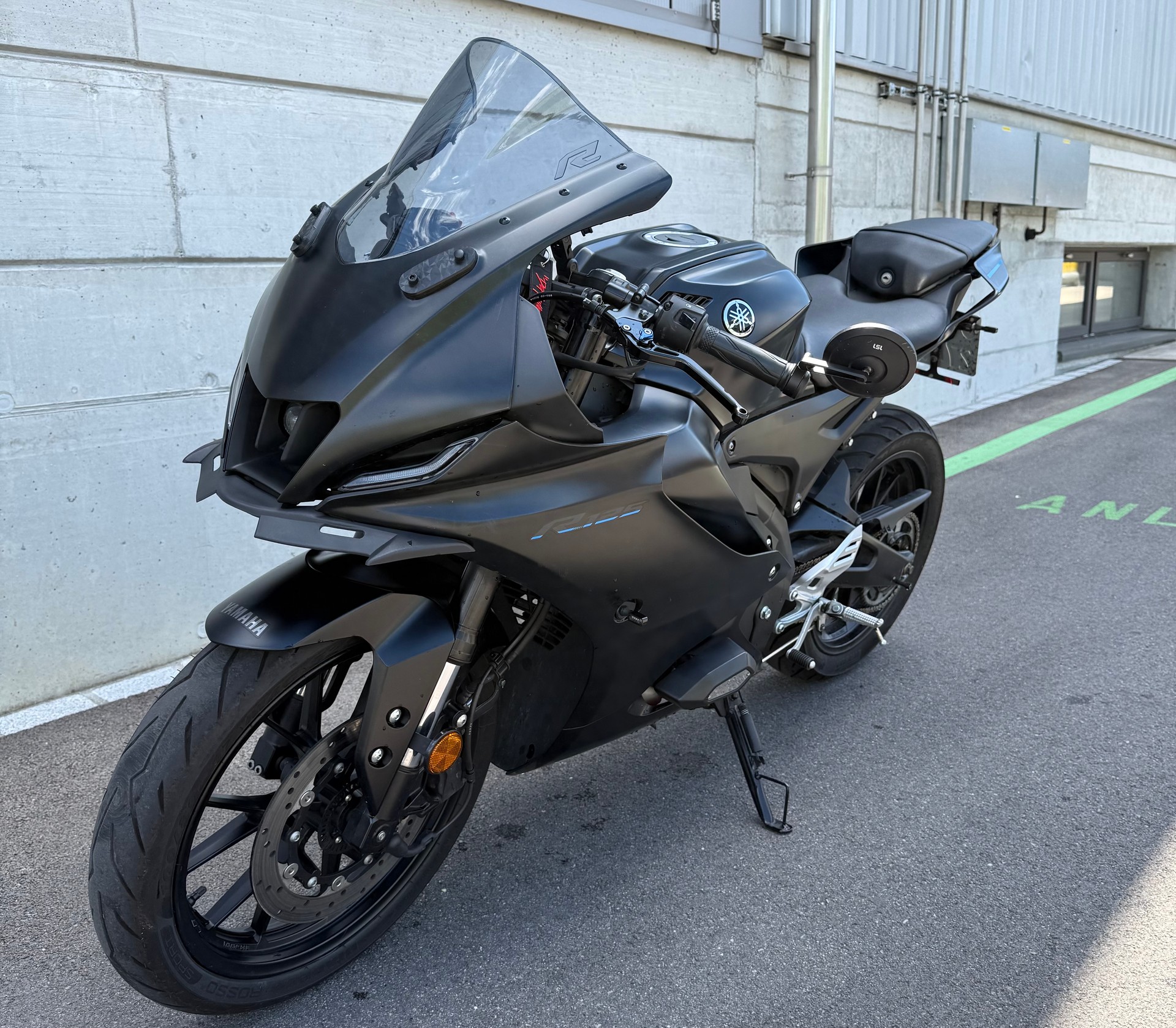 YAMAHA YZF-R 125 ABS-image-6