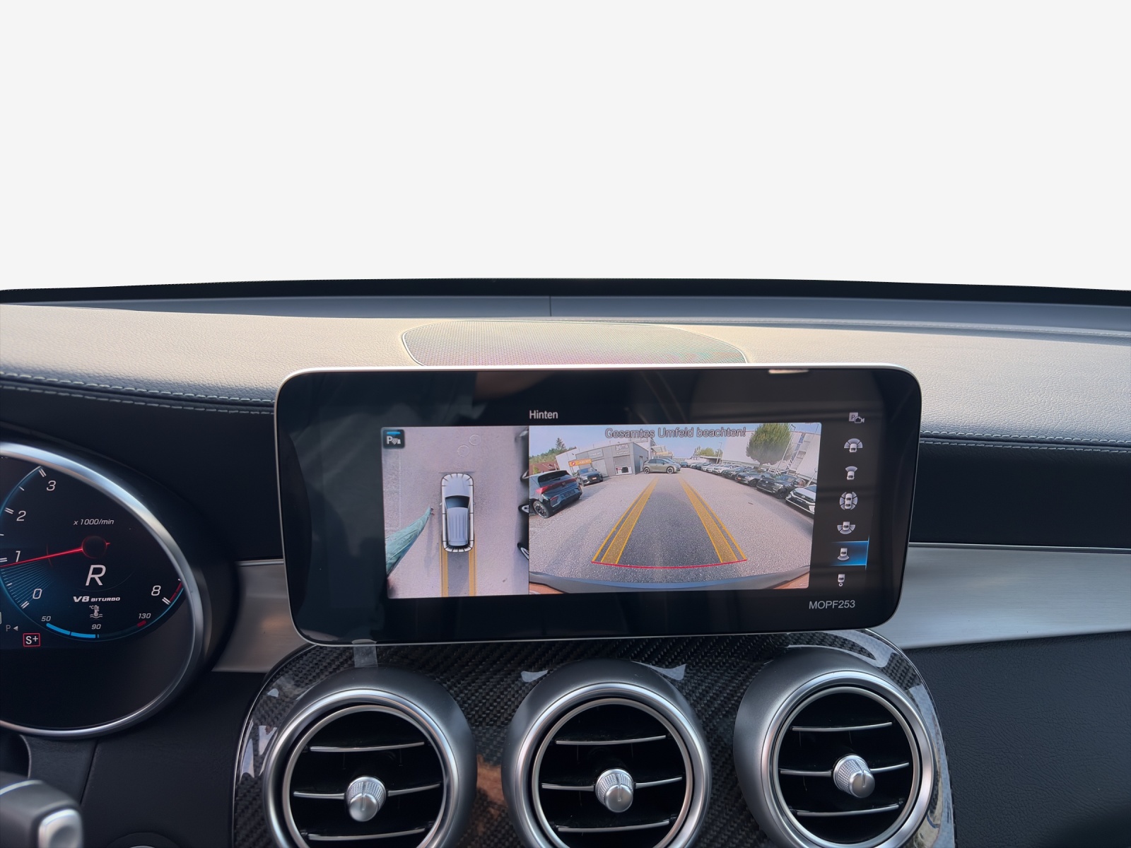 MERCEDES-BENZ GLC 63 S AMG 4Matic 9G-Tronic-image-14