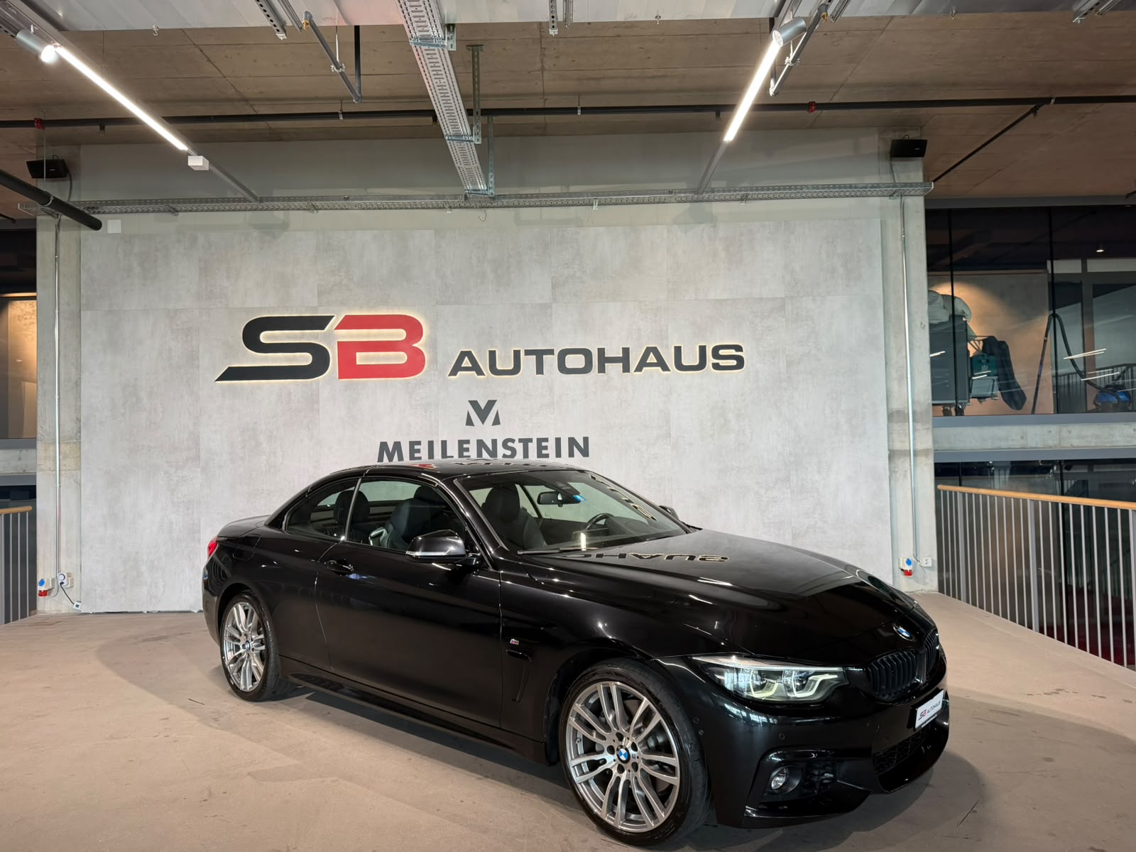 BMW 440i Cabriolet xDrive M Sport Individual Steptronic (CH)-showroom-element-1