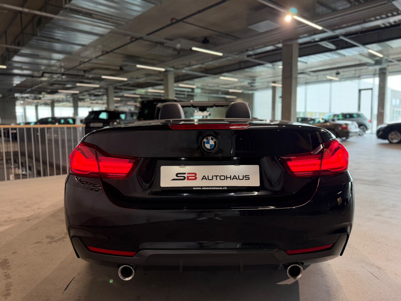 BMW 440i Cabriolet xDrive M Sport Individual Steptronic (CH)-image-11