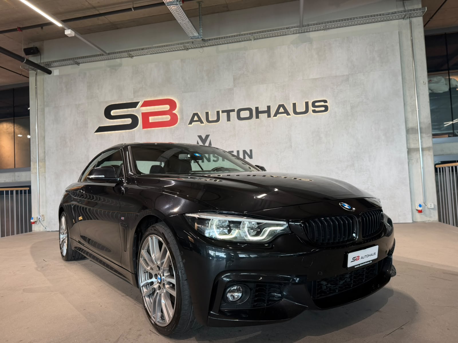 BMW 440i Cabriolet xDrive M Sport Individual Steptronic (CH)-showroom-element-2