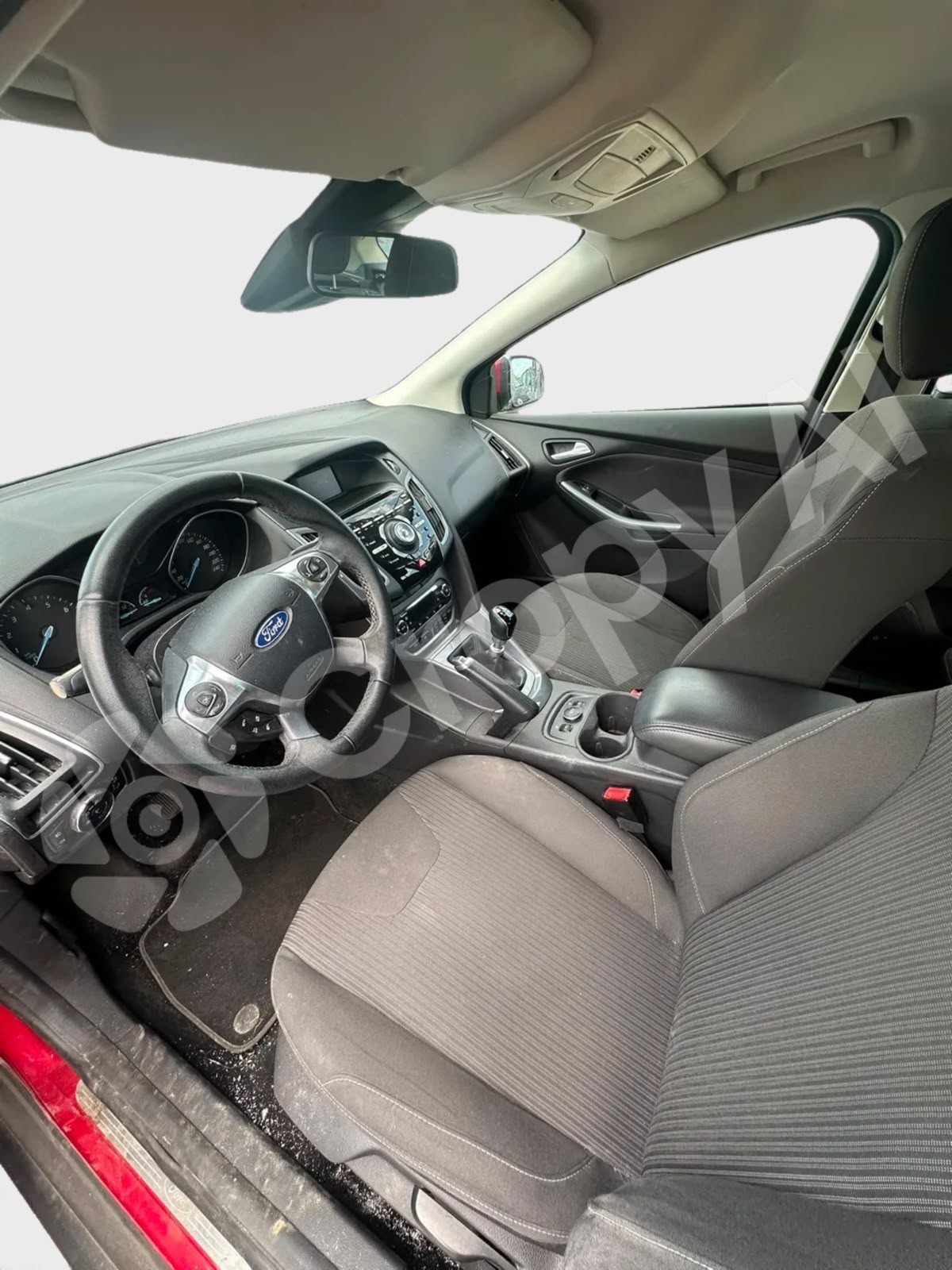 FORD Focus 1.0 SCTi Trend-image-8