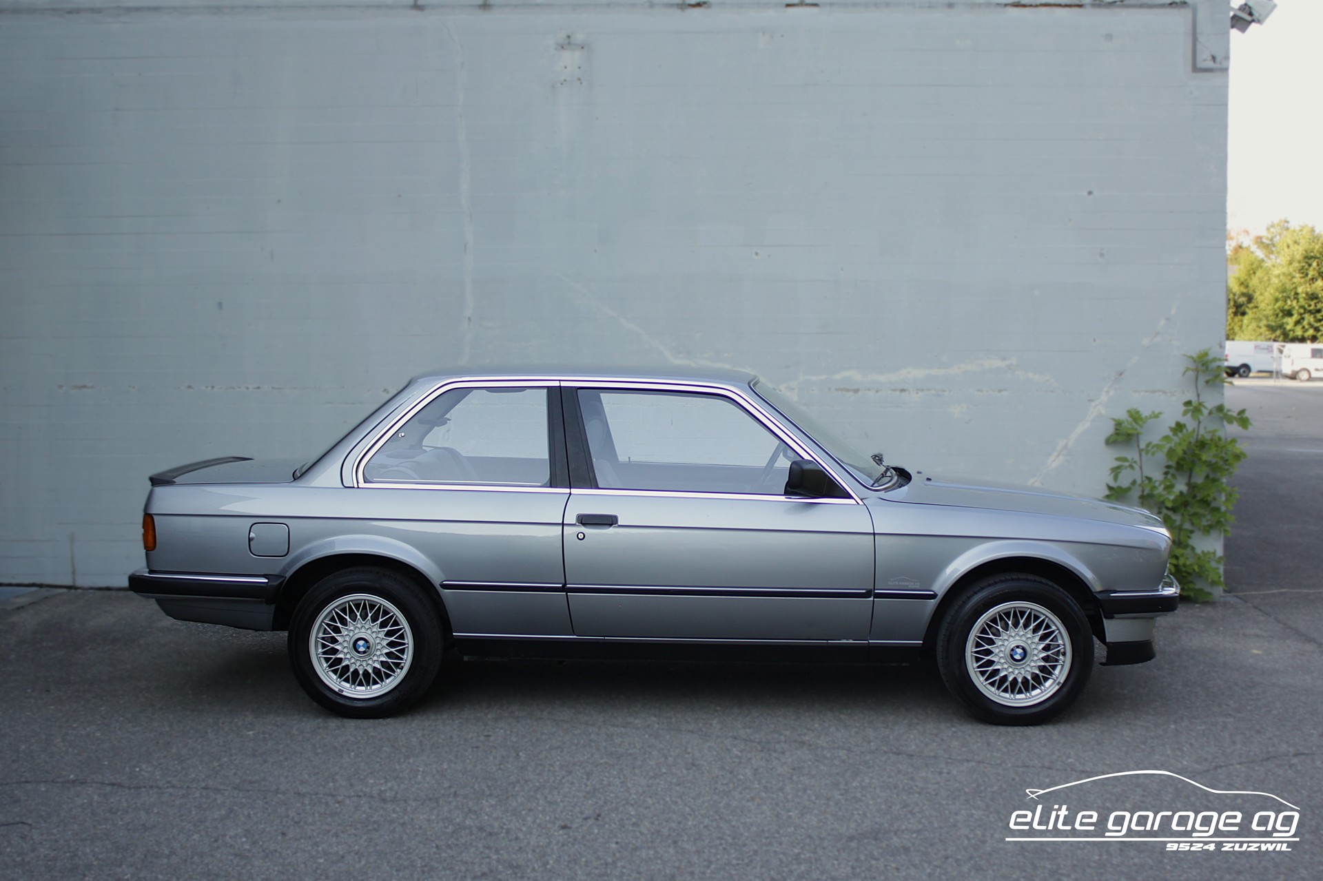 BMW 325i E30 VETERANENGEPRÜFT-image-5