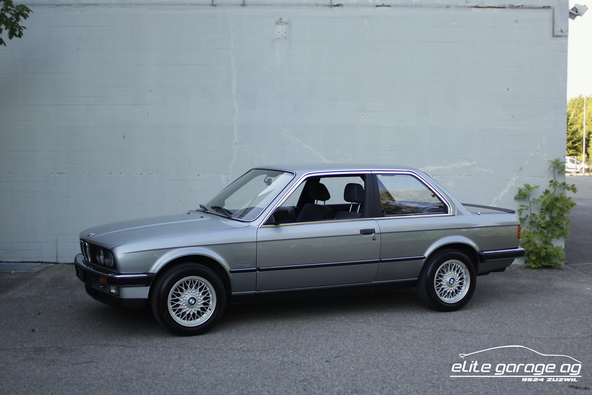 BMW 325i E30 VETERANENGEPRÜFT