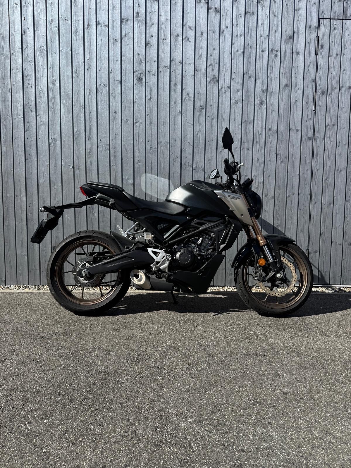 HONDA CB 125 R-image-0