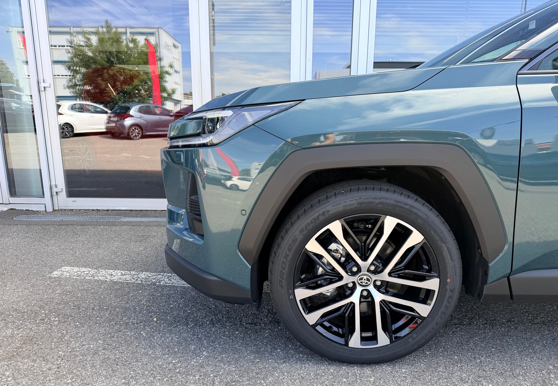TOYOTA RAV-4 2.5 HSD Premium e-CVT AWD-showroom-element-3