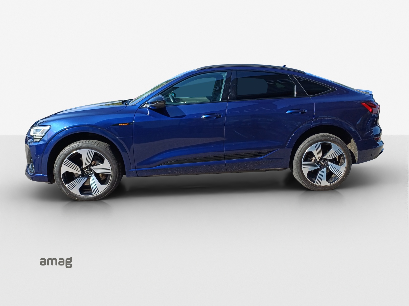 AUDI e-tron 55 Sportback S Line Black Edition quattro-showroom-element-1