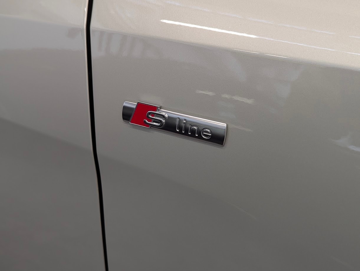AUDI A1 Sportback 1.0 25 TFSI S Line S-Tronic*5J GAR 2xS-LINE 18 ZOLL TEILLEDER SITZHEIZUNG VOLL-LED UVM*-showroom-element-3
