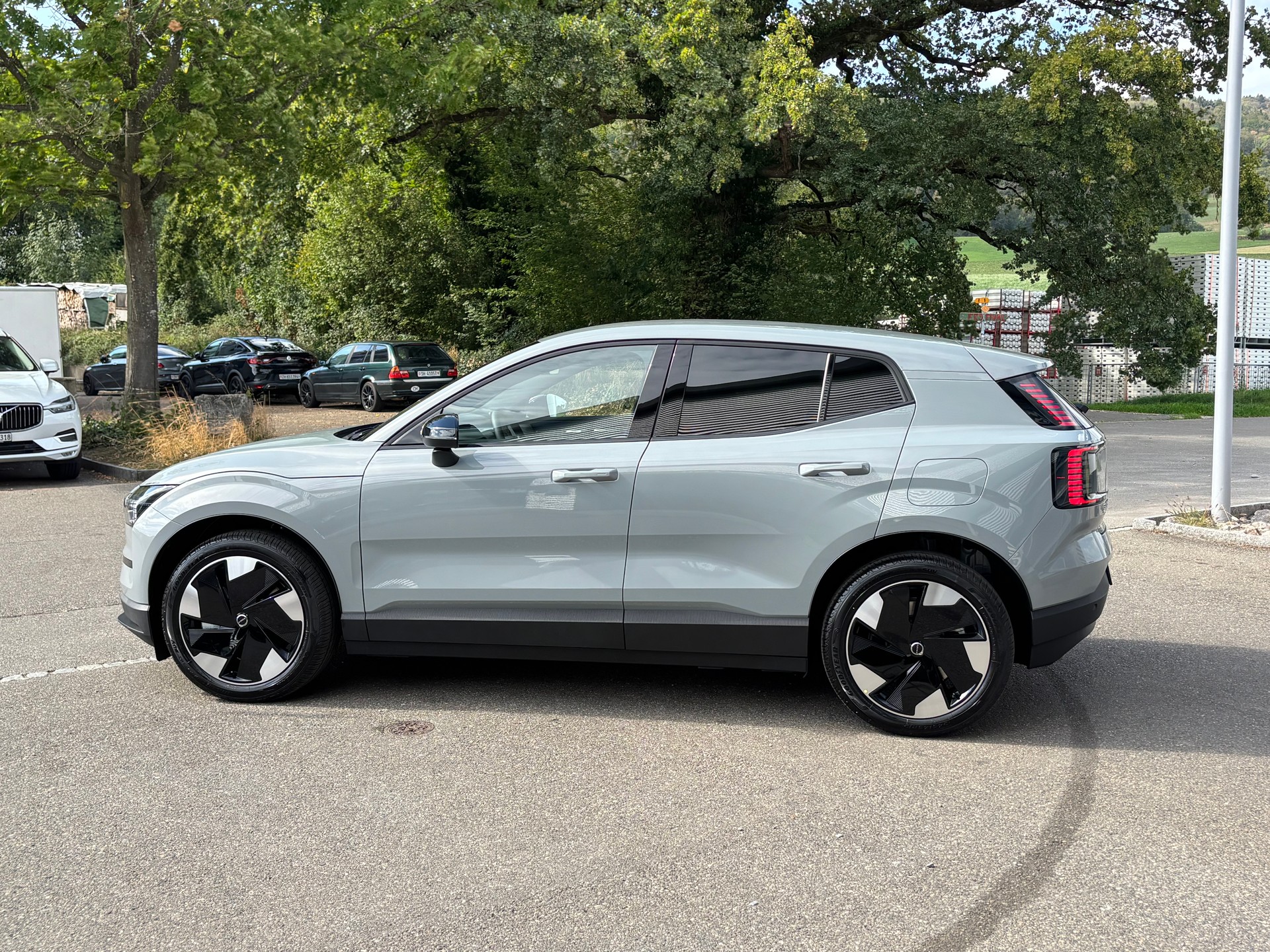 VOLVO EX30 P8 Plus AWD-image-4