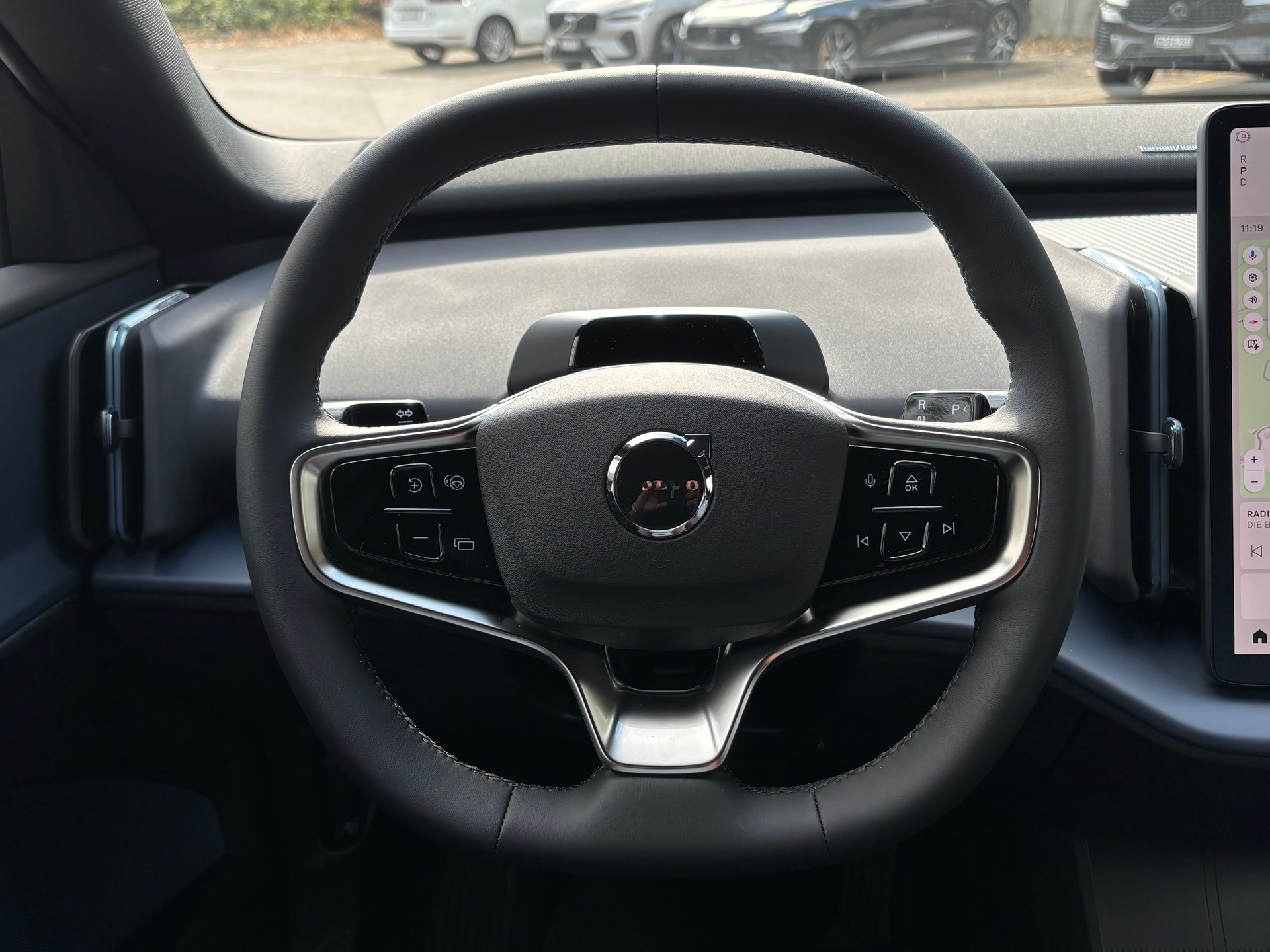 VOLVO EX30 P8 Plus AWD-image-15
