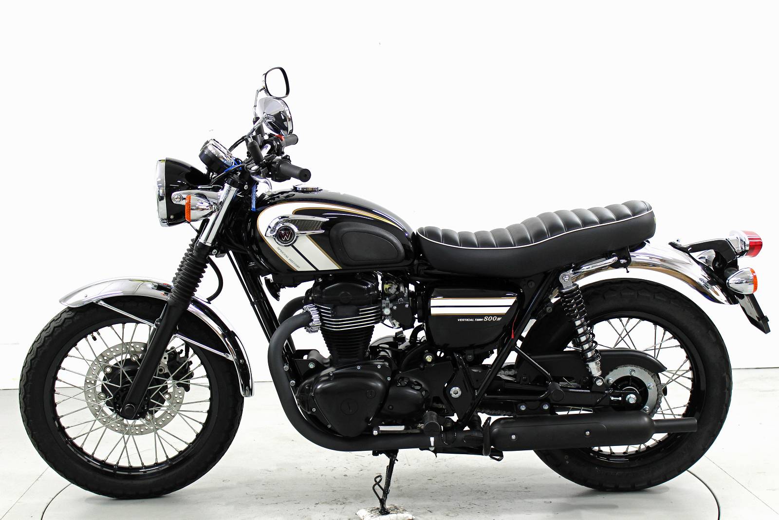 KAWASAKI W800-image-4