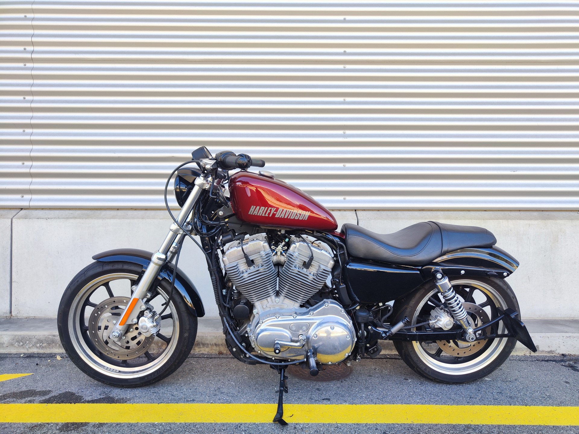 HARLEY-DAVIDSON XL 883 L Sportster Super Low-image-1