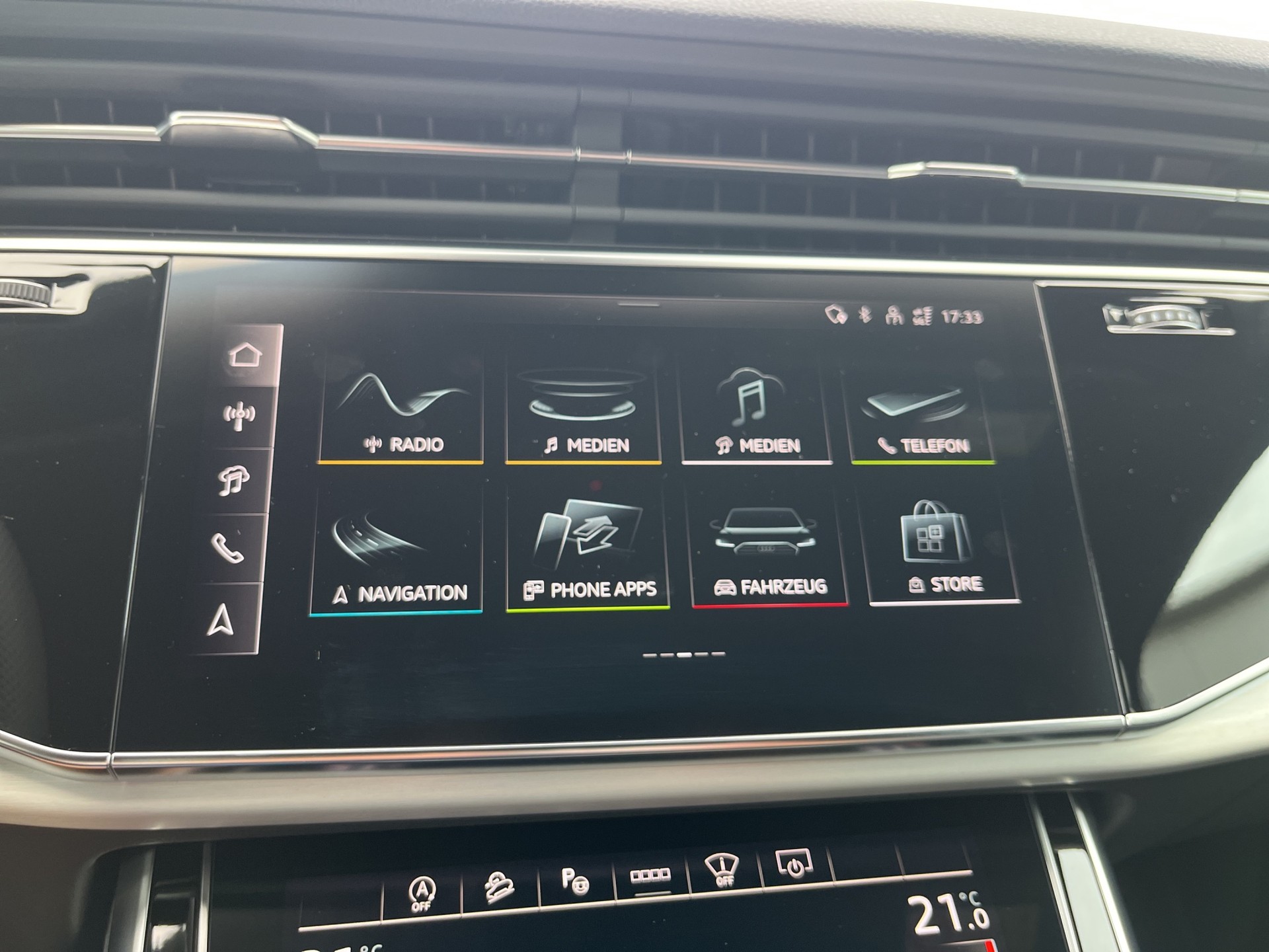 AUDI Q7 SUV TFSI quattro 250 kW S line tiptronic*7-Plätzer, S-Sportsitze, Allradlenkung, B&O, AHK, Sthz, (5-Jahre Garantie)-image-21