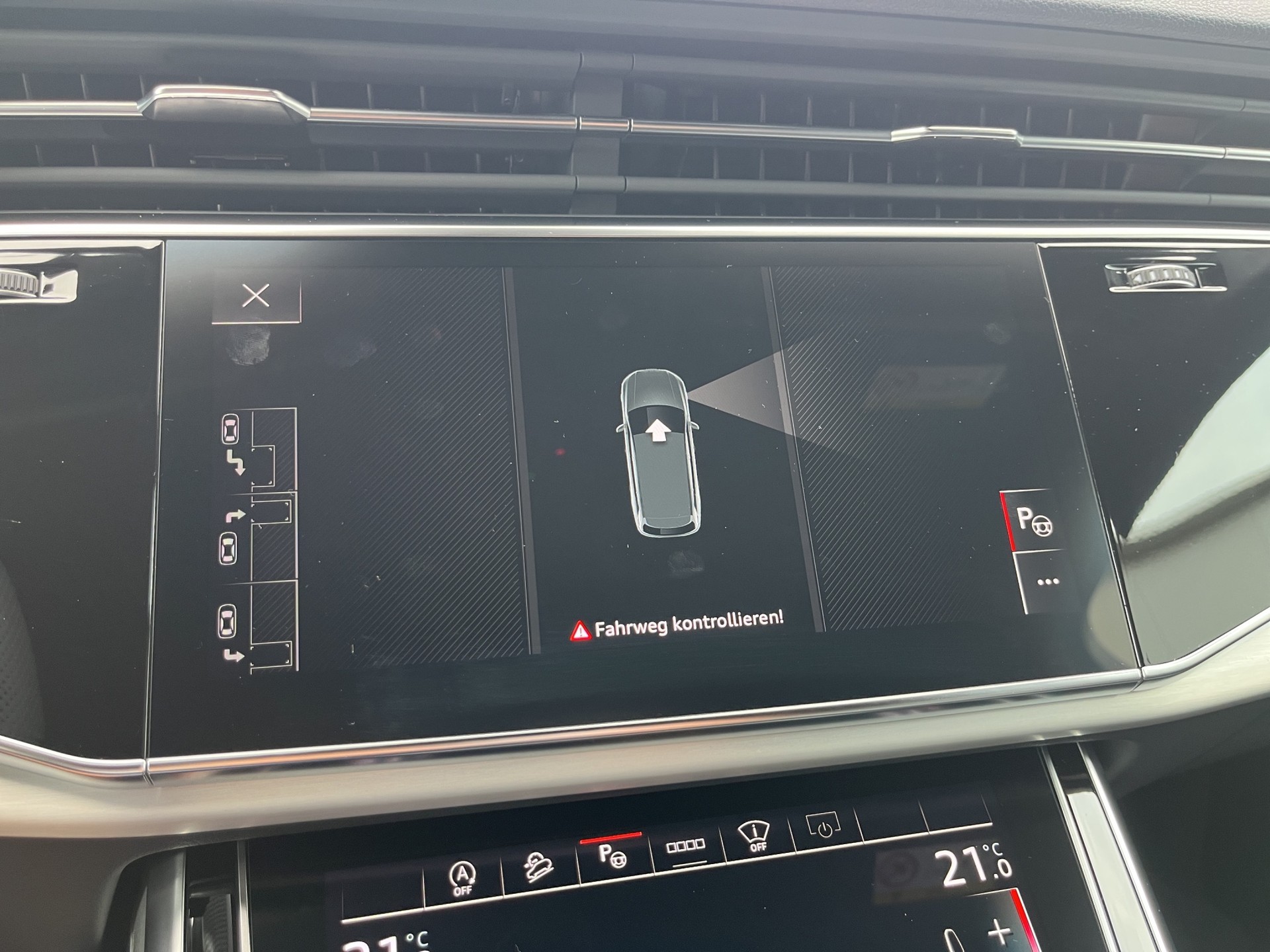 AUDI Q7 SUV TFSI quattro 250 kW S line tiptronic*7-Plätzer, S-Sportsitze, Allradlenkung, B&O, AHK, Sthz, (5-Jahre Garantie)-image-29