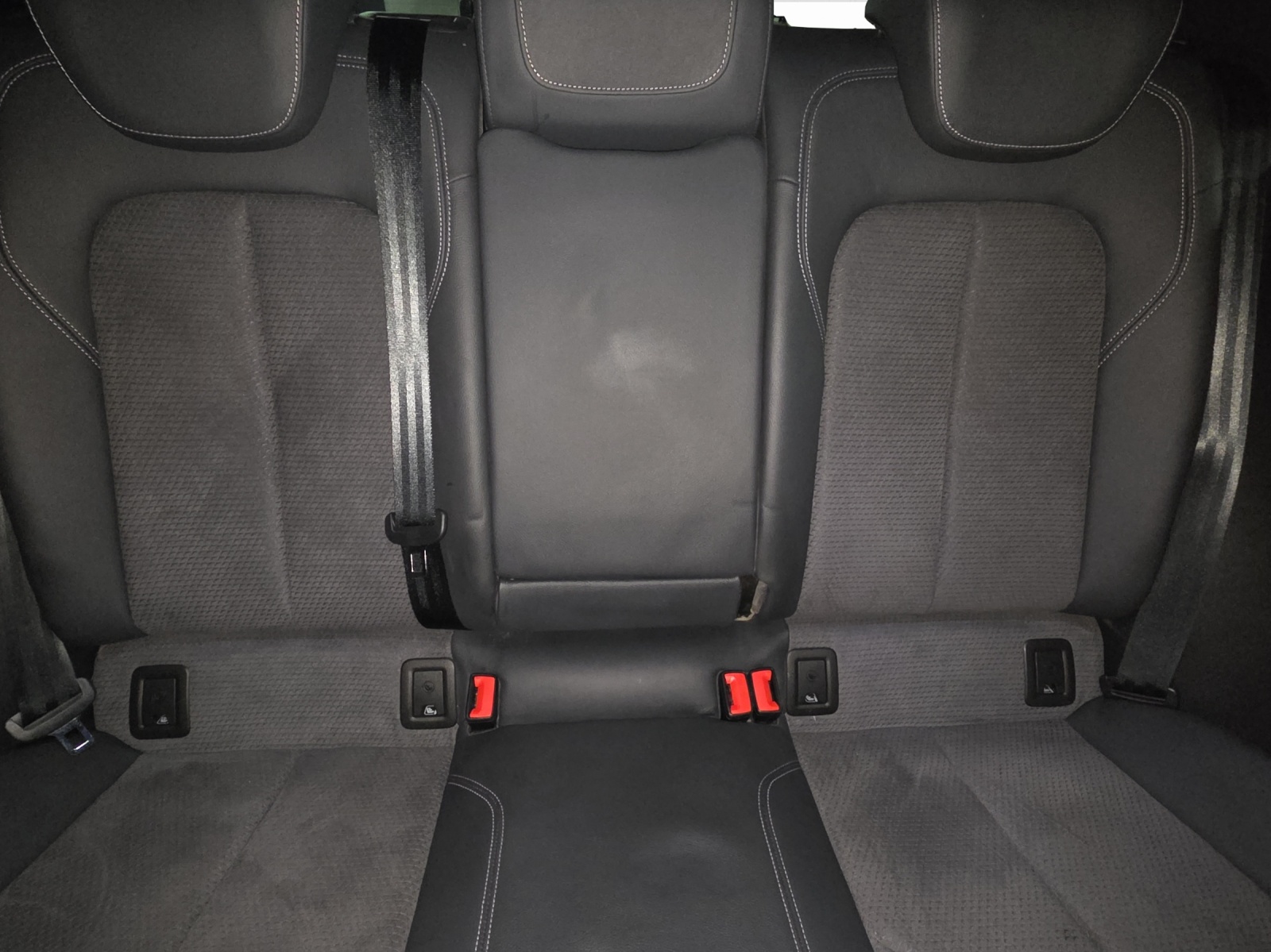 AUDI Q2 40 TFSI S line quattro S-tronic-image-7