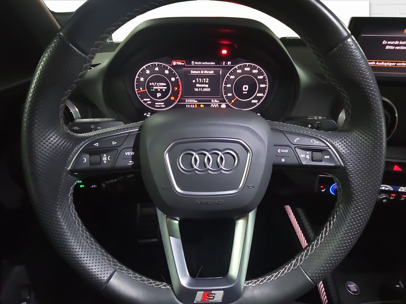 AUDI Q2 40 TFSI S line quattro S-tronic-image-6