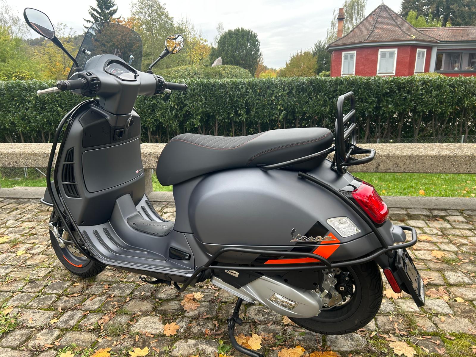 PIAGGIO Vespa GTS 125 Super Sport RST Euro 5+-image-4