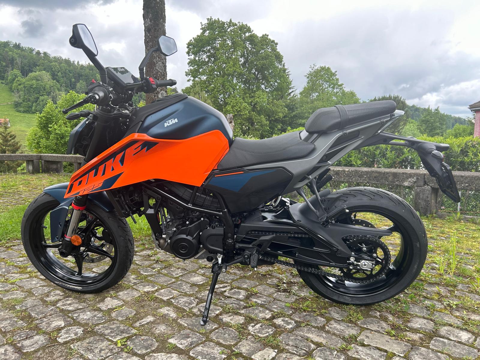KTM 125 Duke-image-6