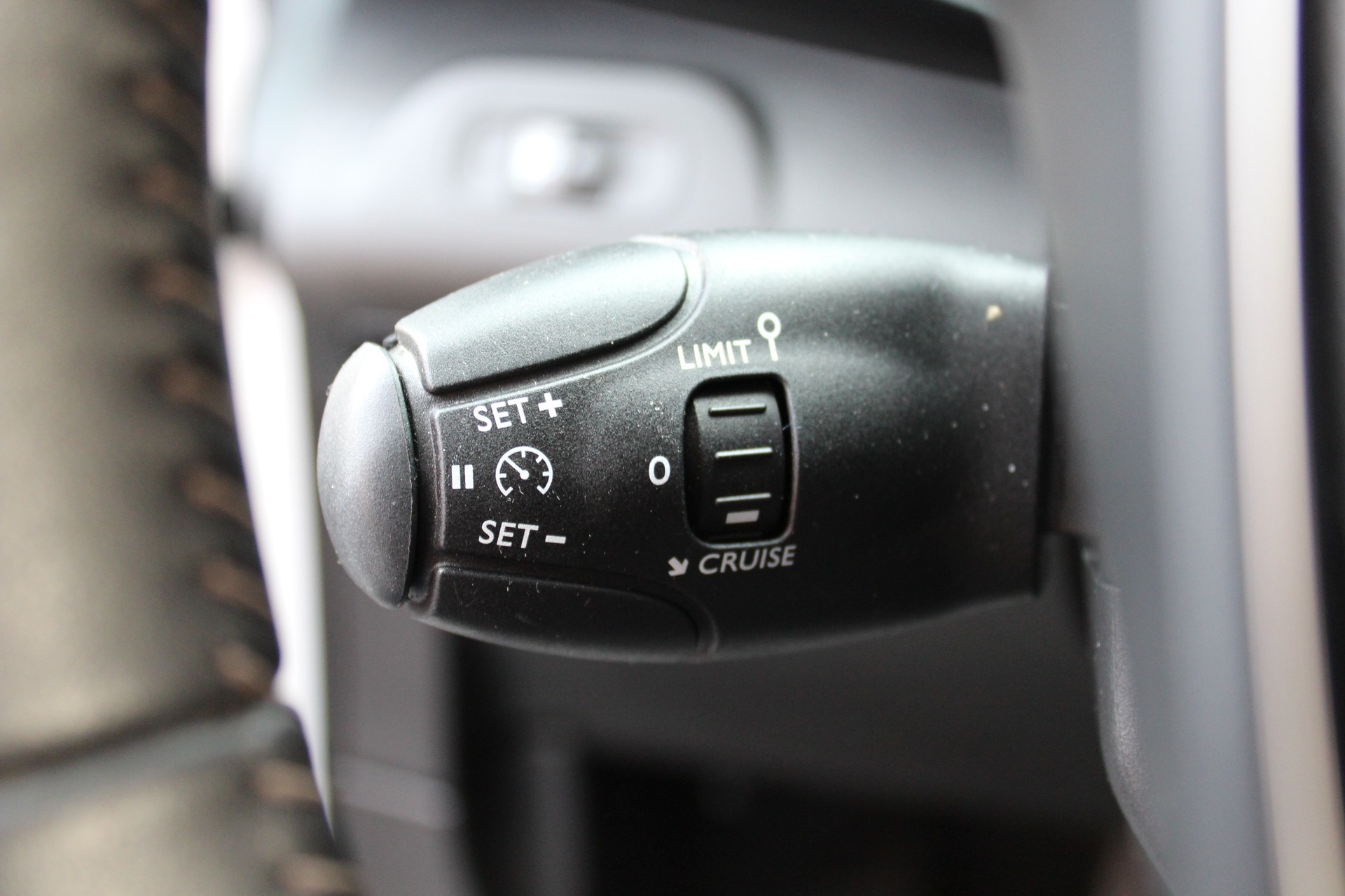 PEUGEOT Partner 1.5 Blue HDi s/s Premium Long 1000kg - "2 Places/Caméra/Porte Coulissante"-image-11