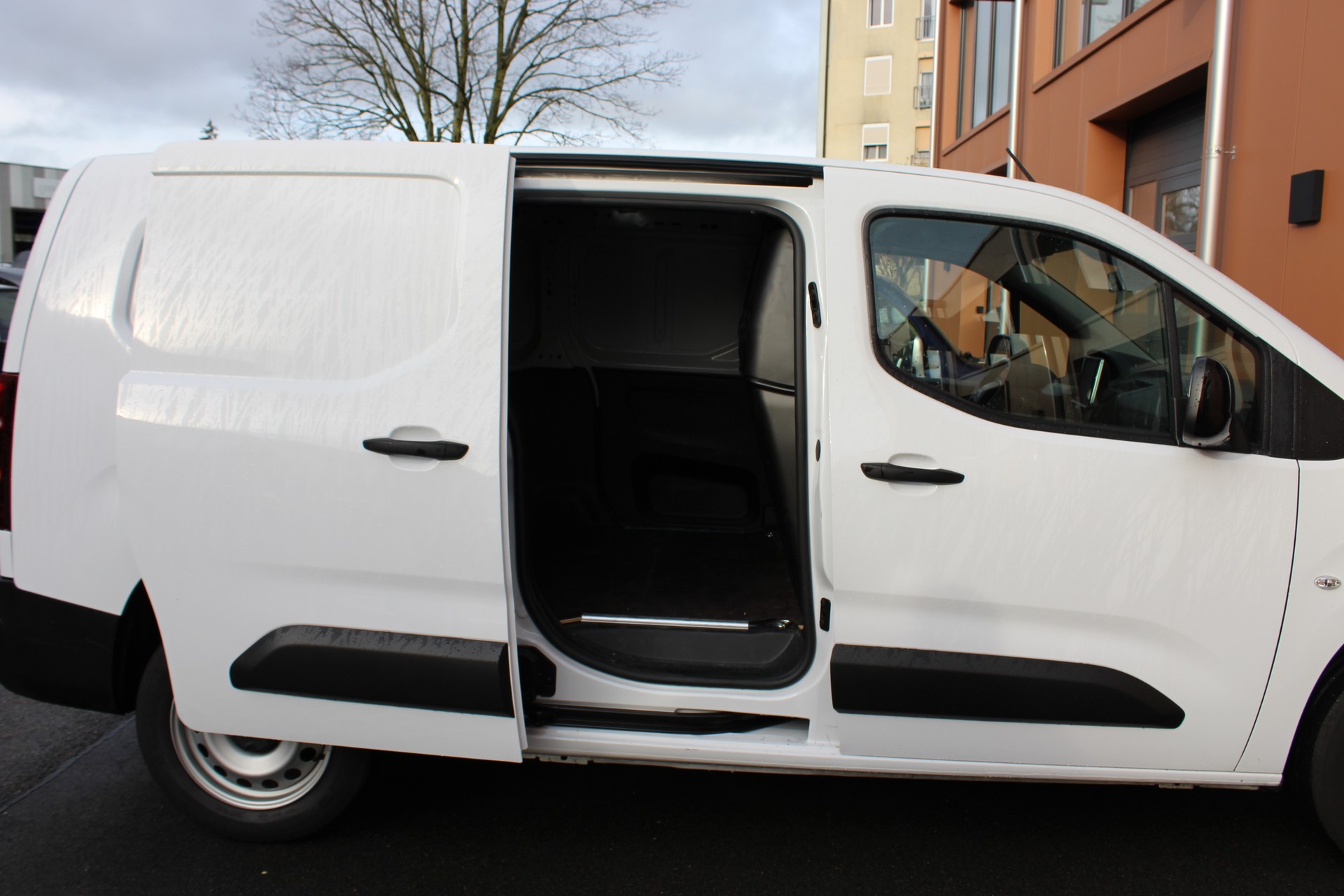 PEUGEOT Partner 1.5 Blue HDi s/s Premium Long 1000kg - "2 Places/Caméra/Porte Coulissante"-image-5