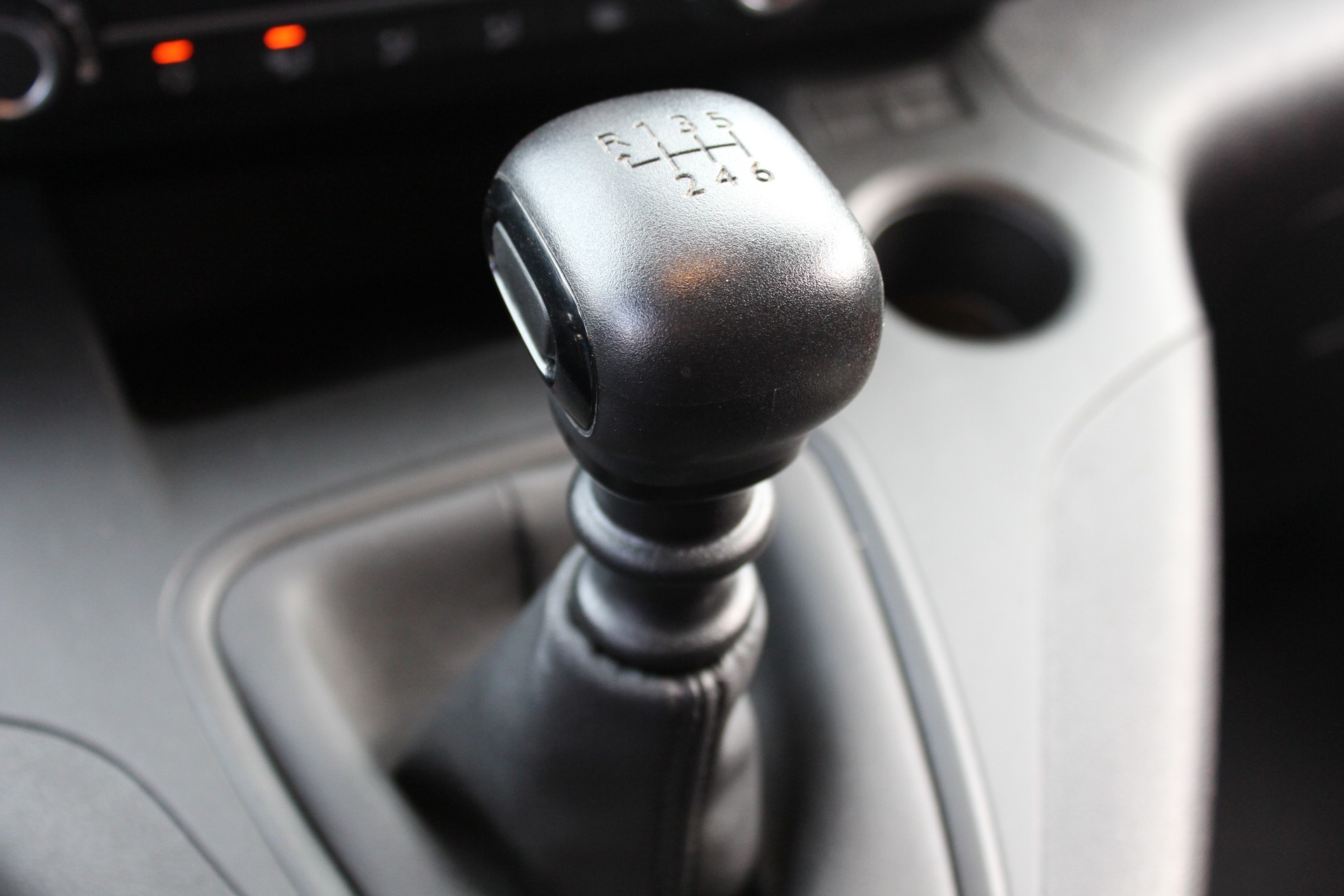 PEUGEOT Partner 1.5 Blue HDi s/s Premium Long 1000kg - "2 Places/Caméra/Porte Coulissante"-image-26