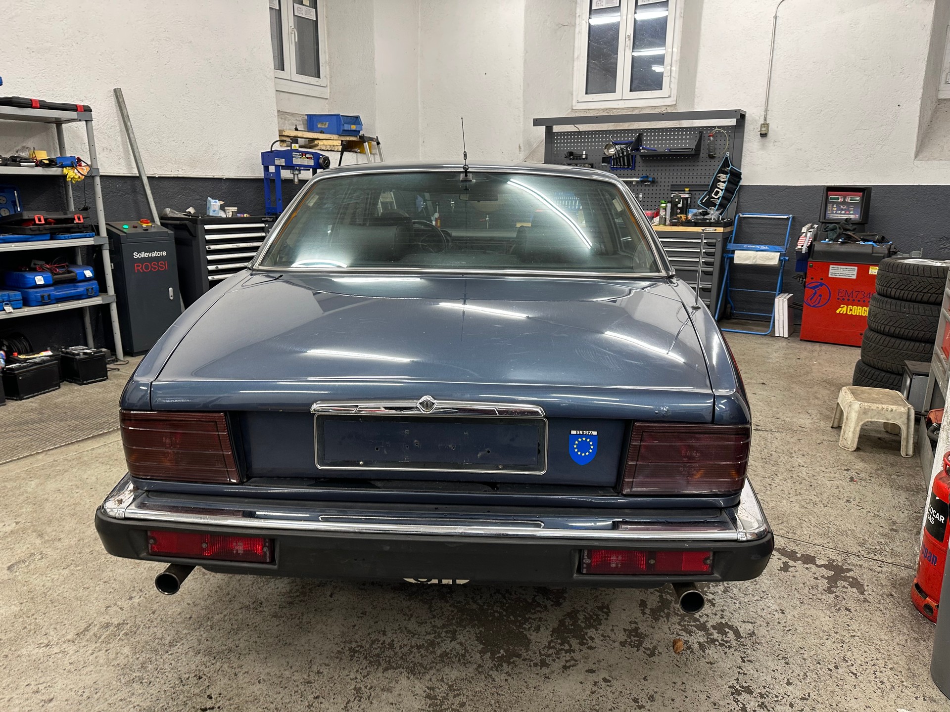 JAGUAR XJ6 3.6 Sovereign-image-1
