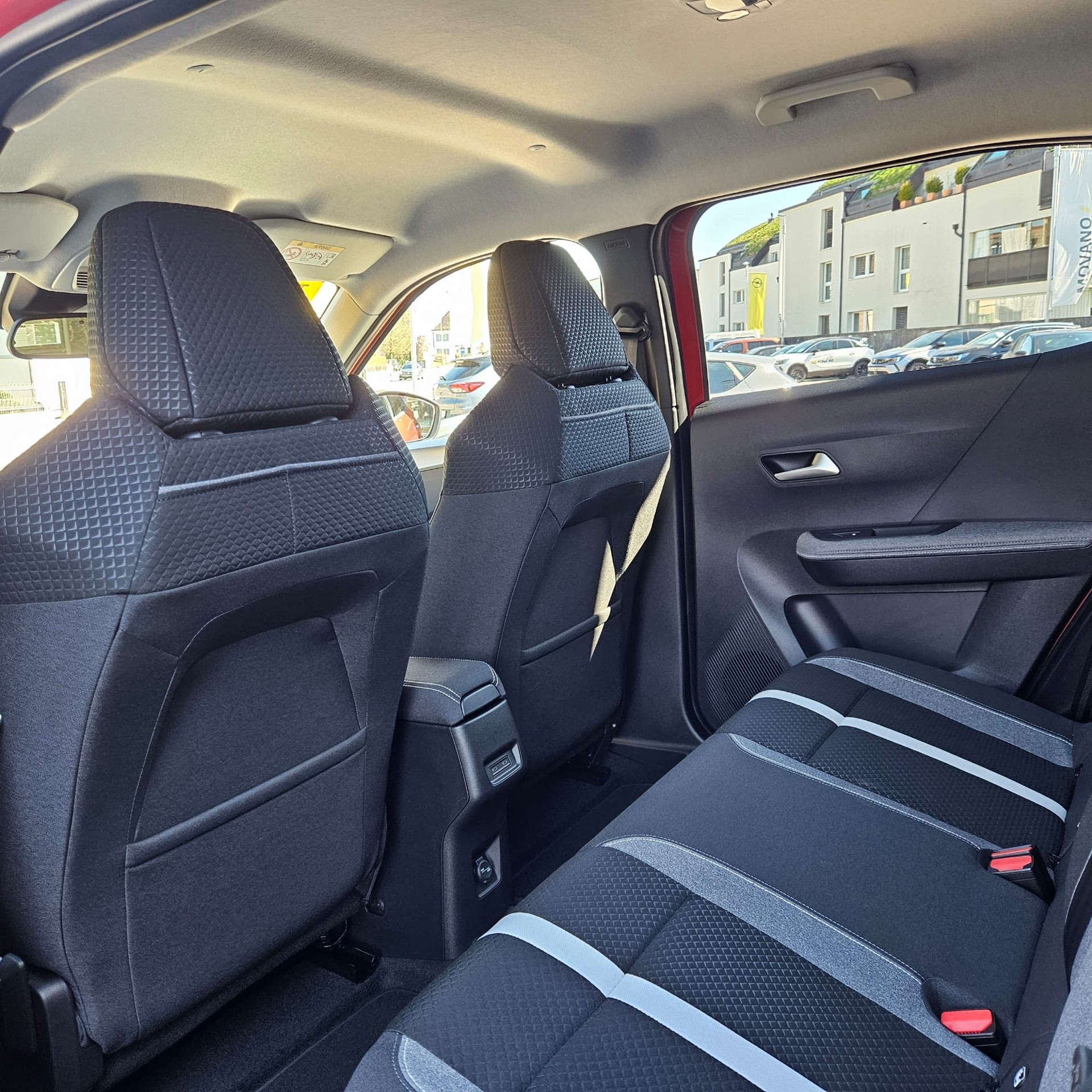 OPEL Frontera-e 44 kWh GS-image-6