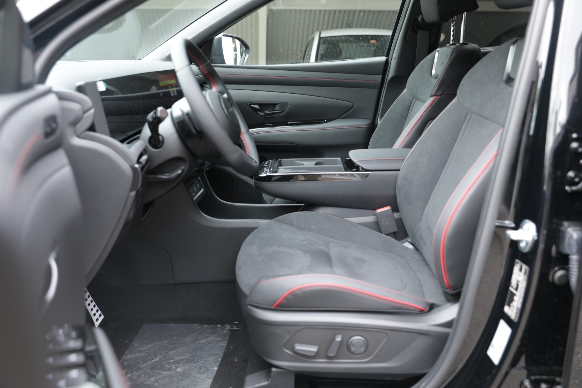 HYUNDAI Tucson 1.6 TGDI HEV N Line LUX pack 4WD-image-7