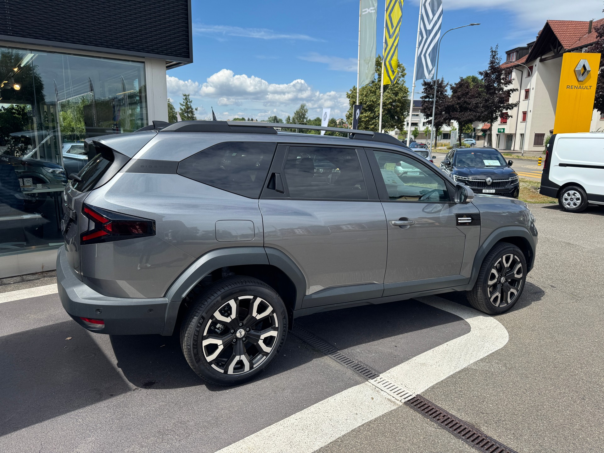 DACIA BIGSTER Journey-showroom-element-1