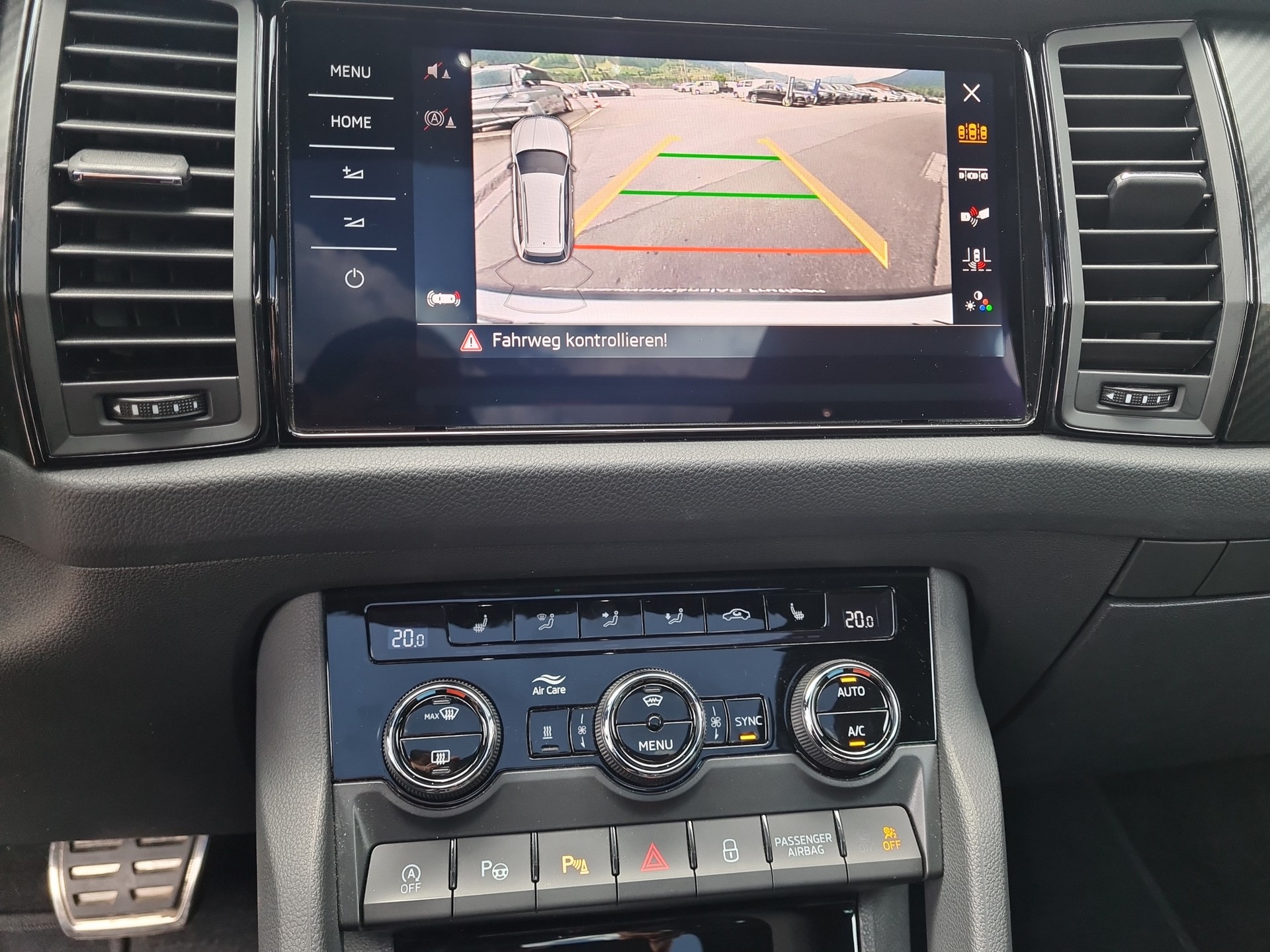 SKODA Kodiaq 2.0 TSI 4x4 RS-image-10