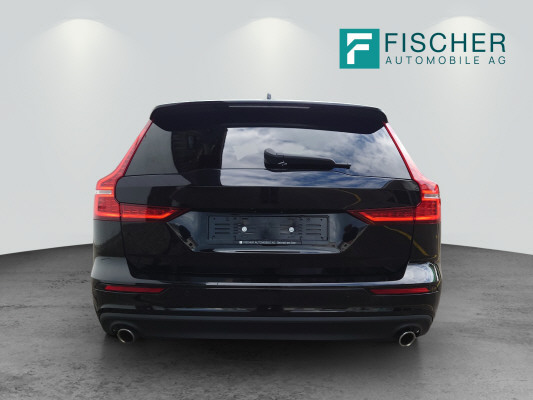 VOLVO V60 B5 B AWD Momentum-image-3