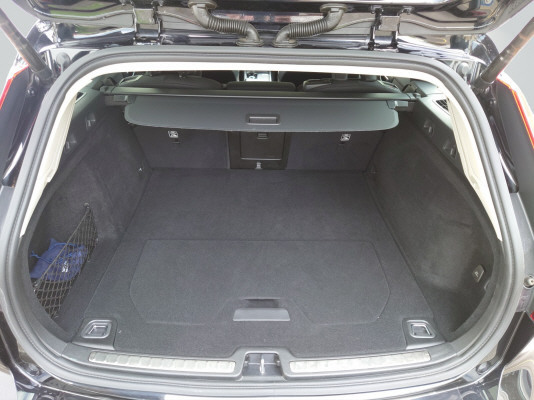 VOLVO V60 B5 B AWD Momentum-image-7