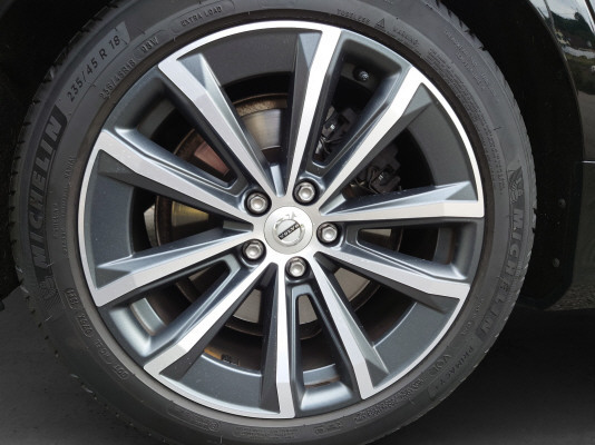 VOLVO V60 B5 B AWD Momentum-image-12
