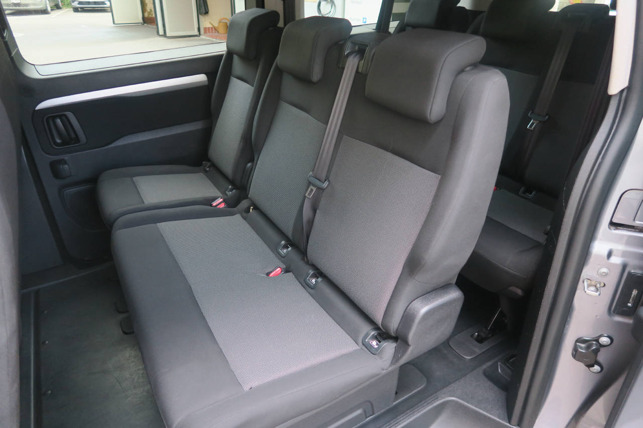 OPEL Zafira Life L 2.0 CDTI 177 Business Edit-image-13
