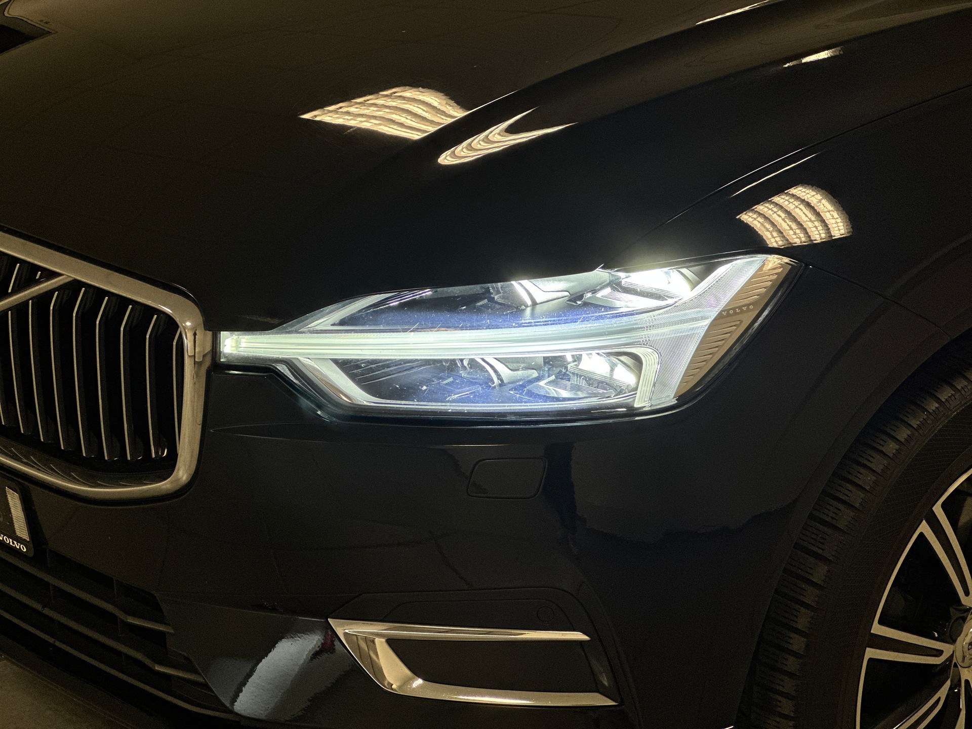 VOLVO XC60 D4 AWD Inscription Geartronic-image-18