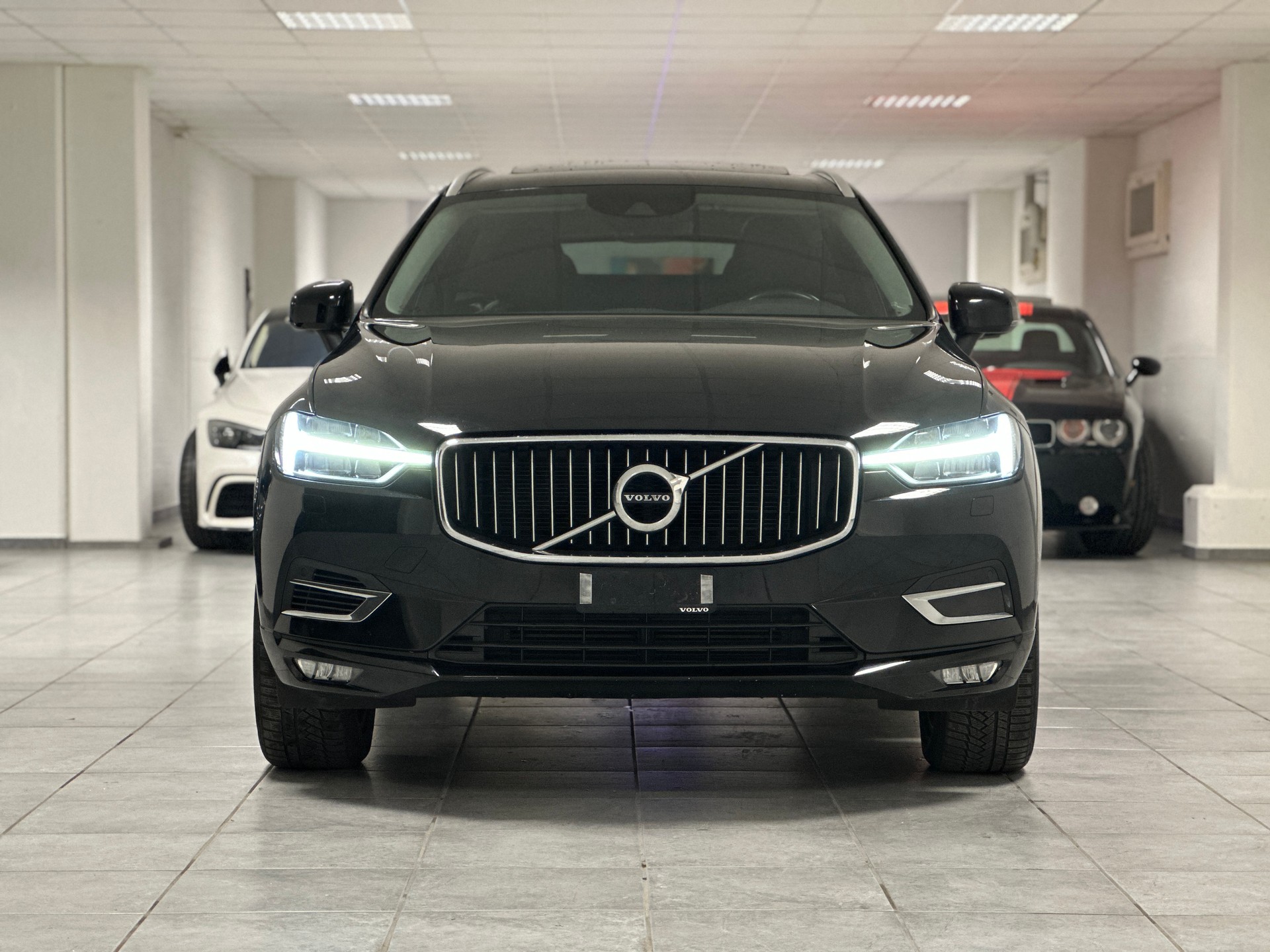 VOLVO XC60 D4 AWD Inscription Geartronic-showroom-element-2