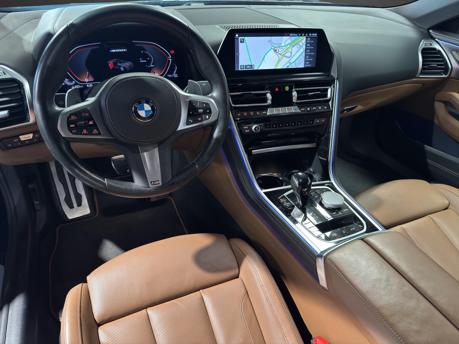 BMW M850i xDrive Cabriolet-image-7