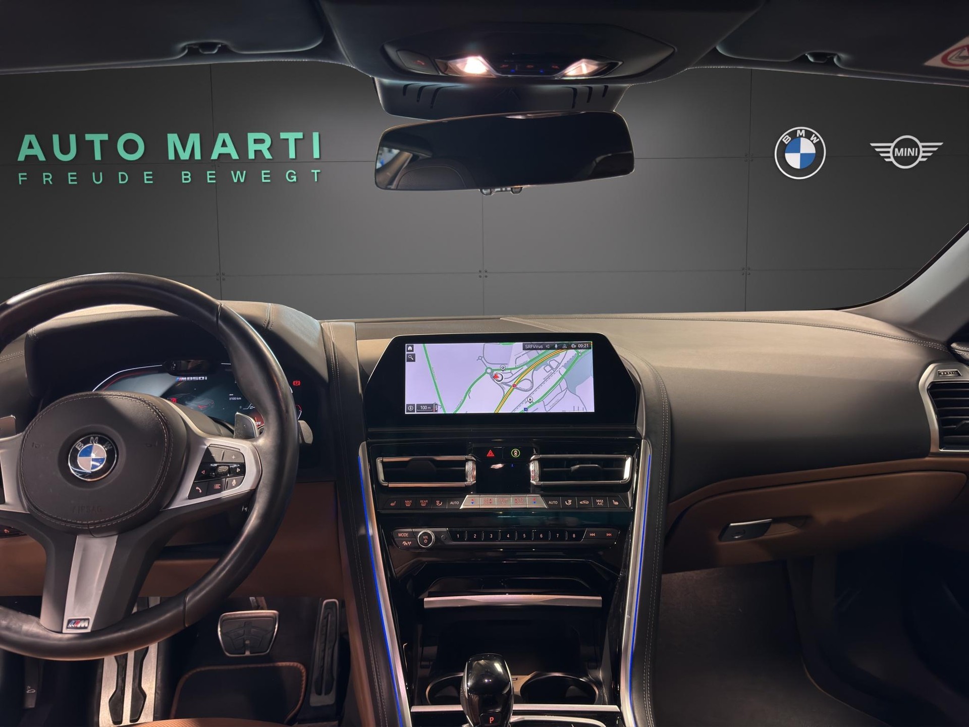 BMW M850i xDrive Cabriolet-image-18