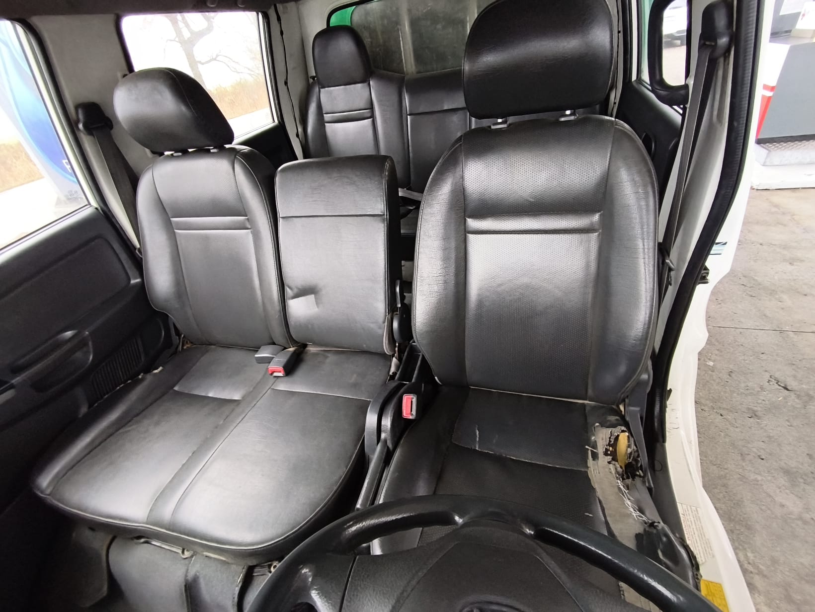 KIA K2500 TCi-image-12