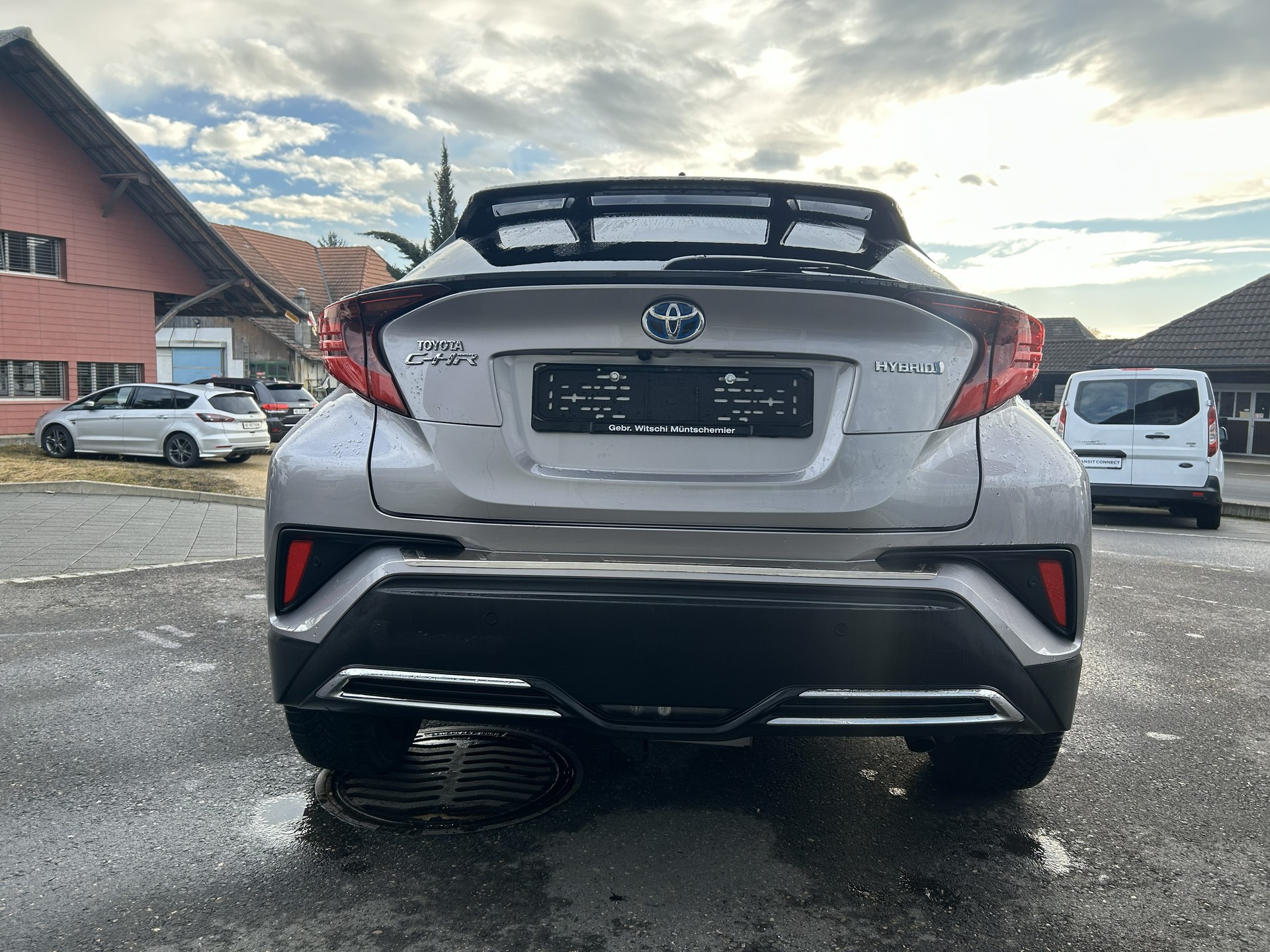 TOYOTA C-HR 2.0 HSD CVT Trend-showroom-element-2