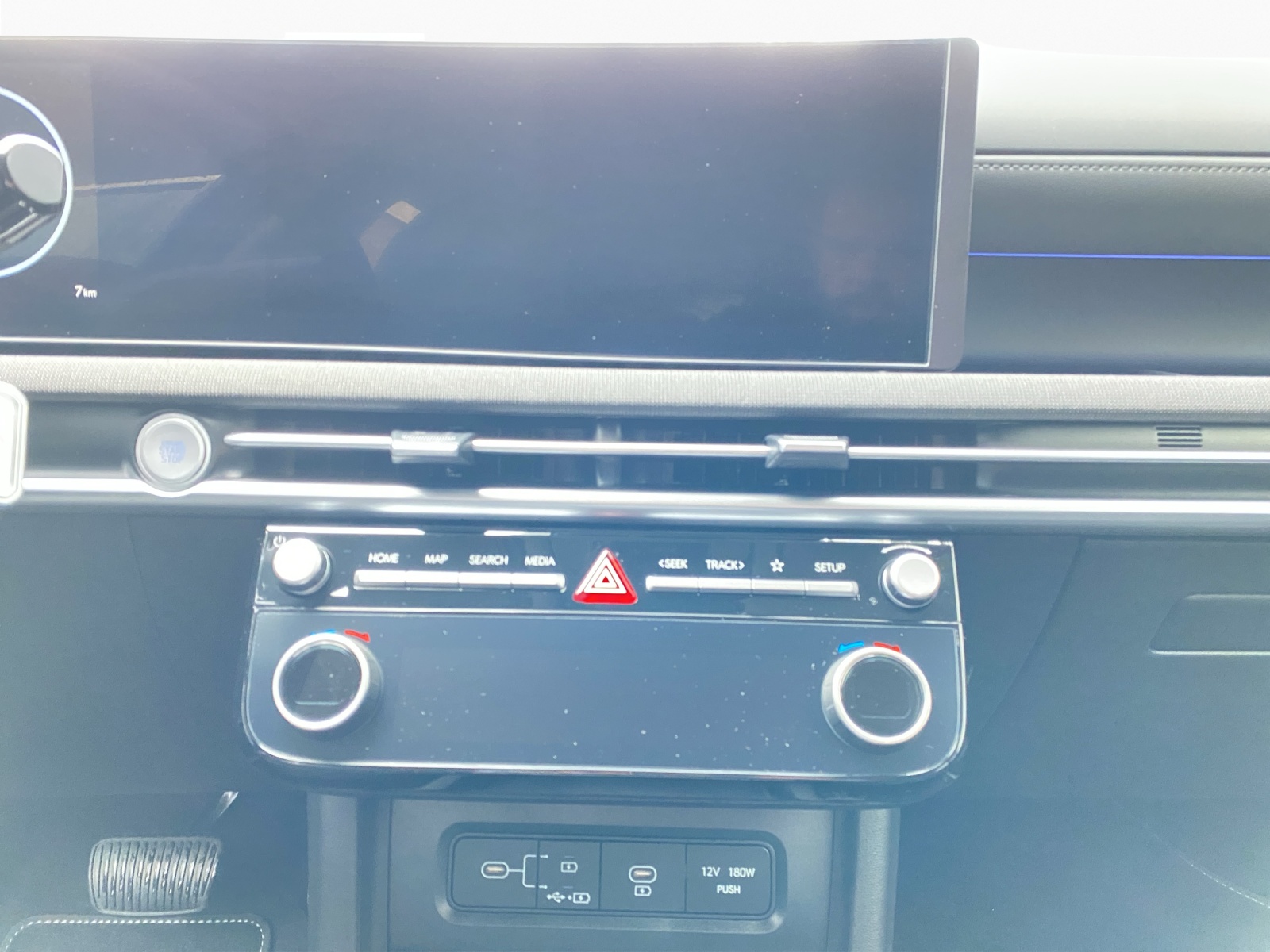 HYUNDAI Tucson 1.6 T-GDi HEV Amplia 4WD-image-14