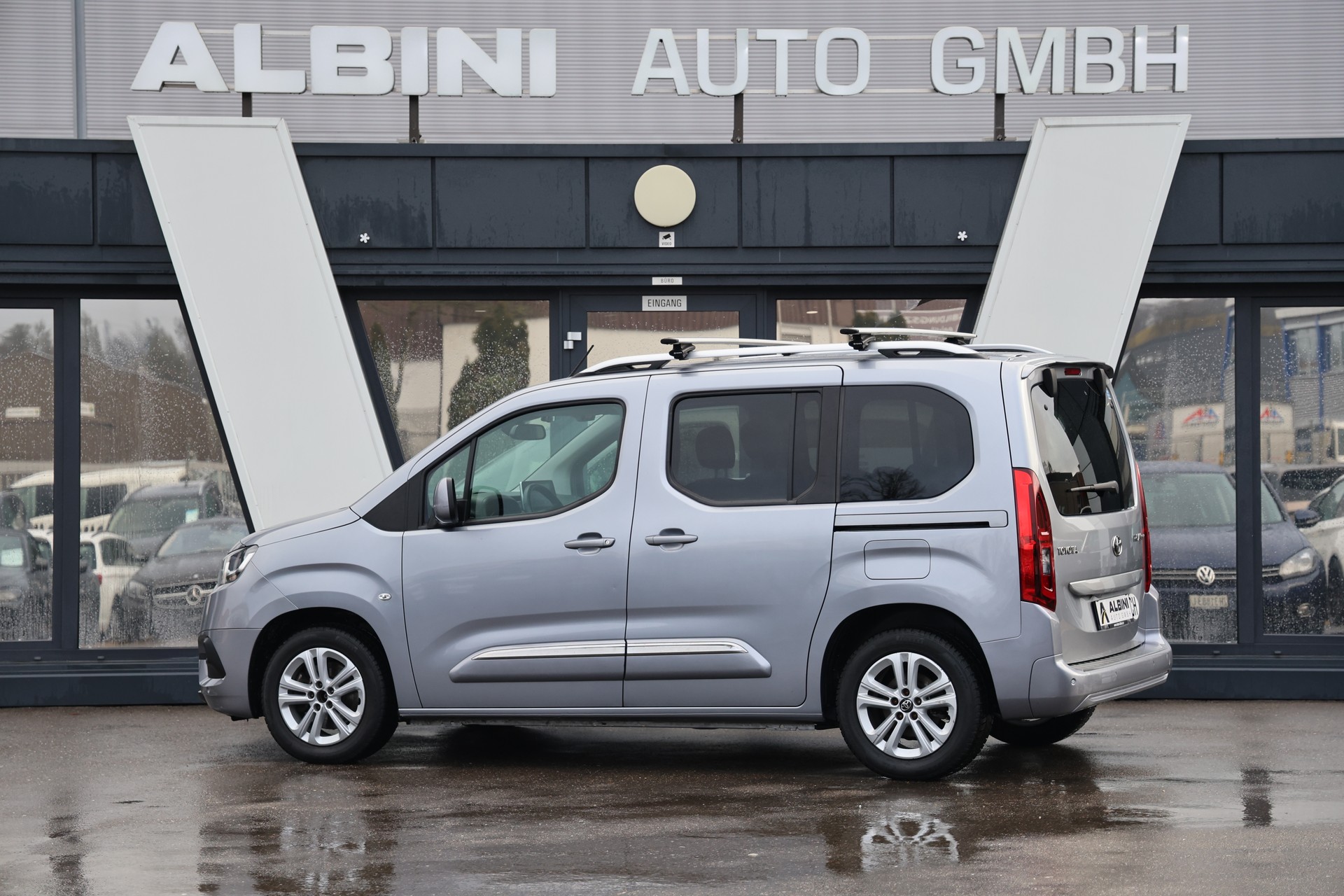 TOYOTA Proace City Verso 1.2 Trend *ZAHNRIEMEN ersetzt* Medium Automatik-showroom-element-3