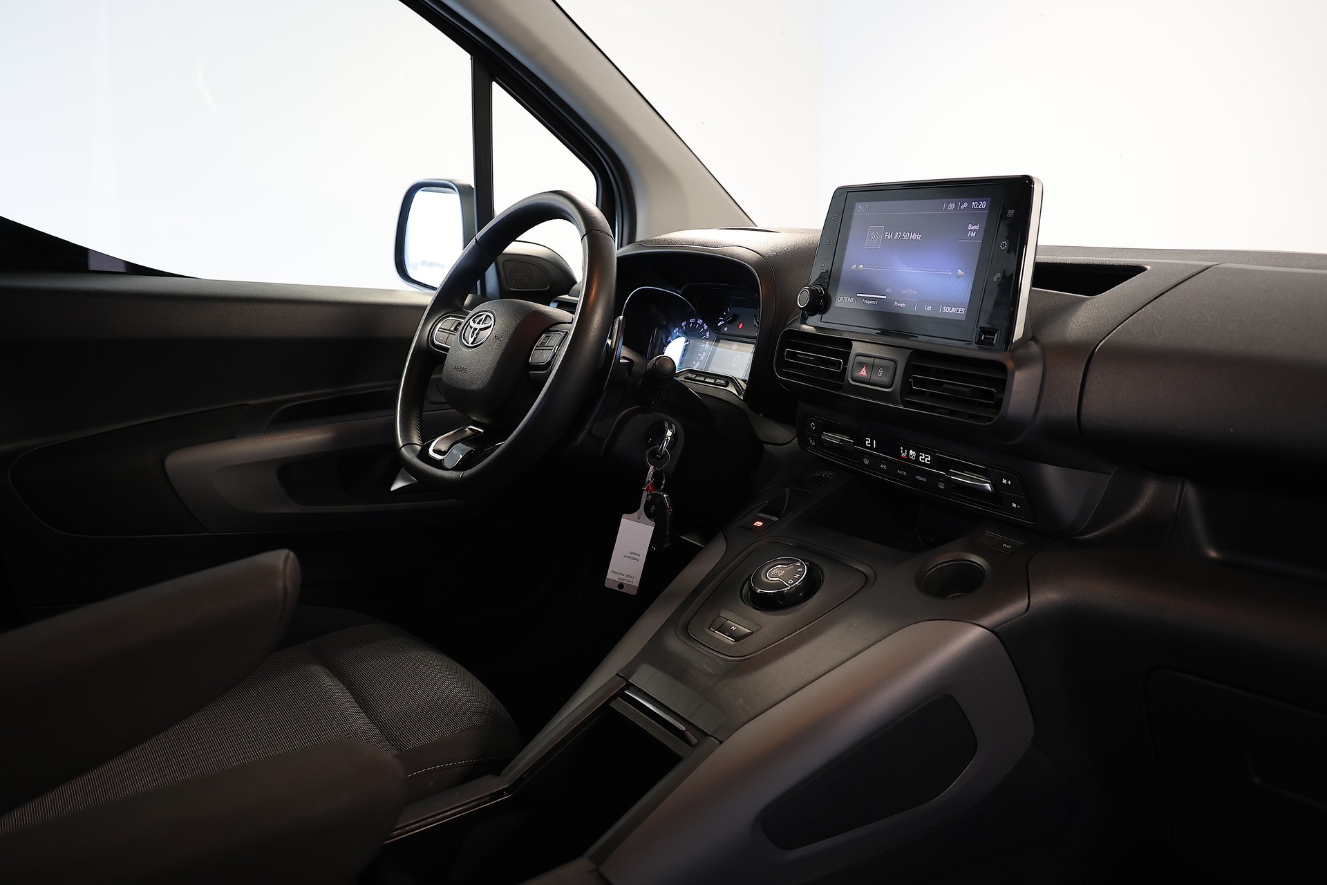 TOYOTA Proace City Verso 1.2 Trend *ZAHNRIEMEN ersetzt* Medium Automatik-image-12